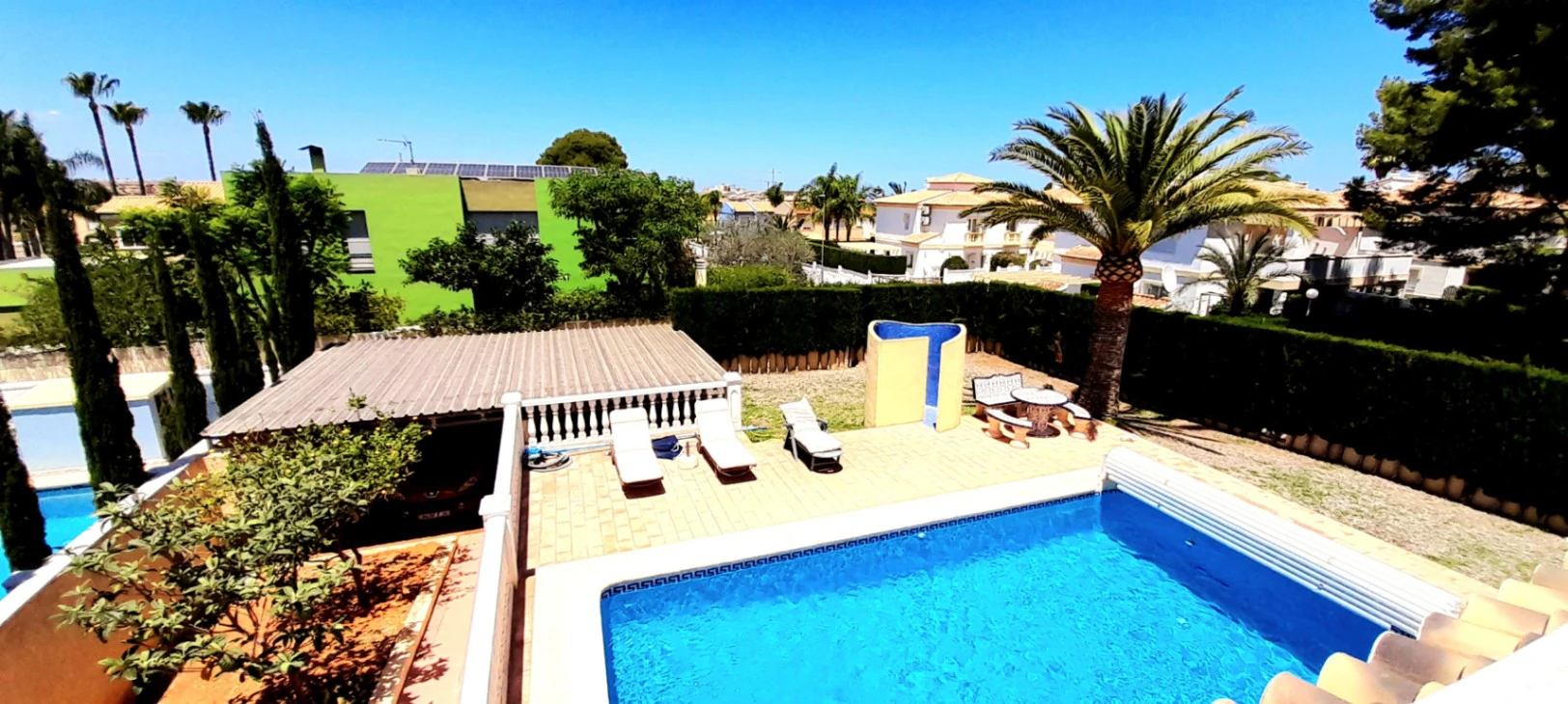 Chalet amplio y tradicional - Denia