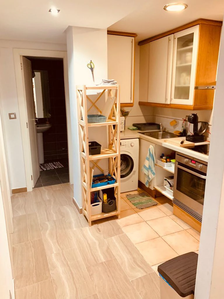 Apartamento en alquiler anual en Moraira centro con parking y piscina comunitaria