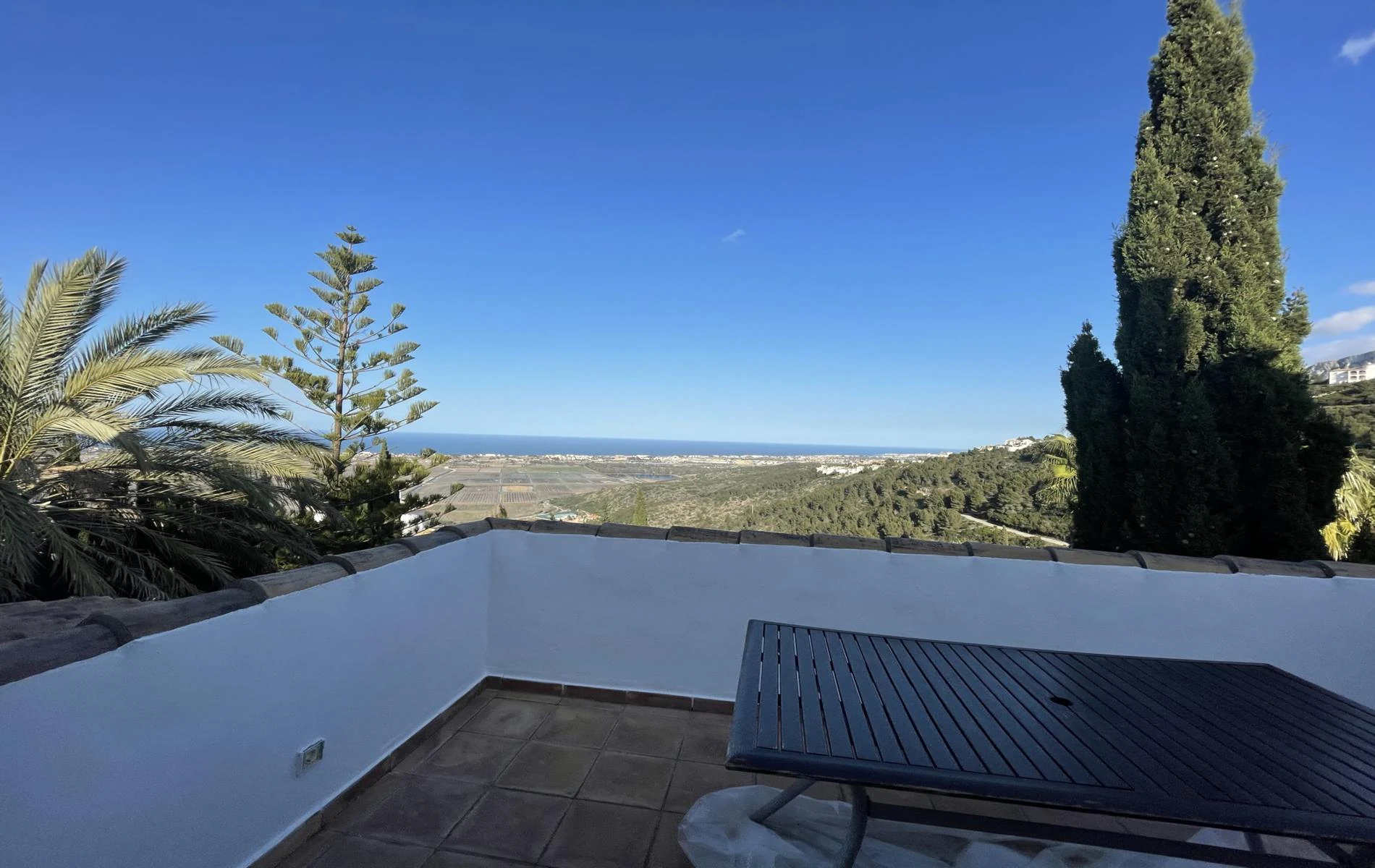 Hermosa villa tradicional con parcela adyacente de 979m2 - Monte Pego, Dénia