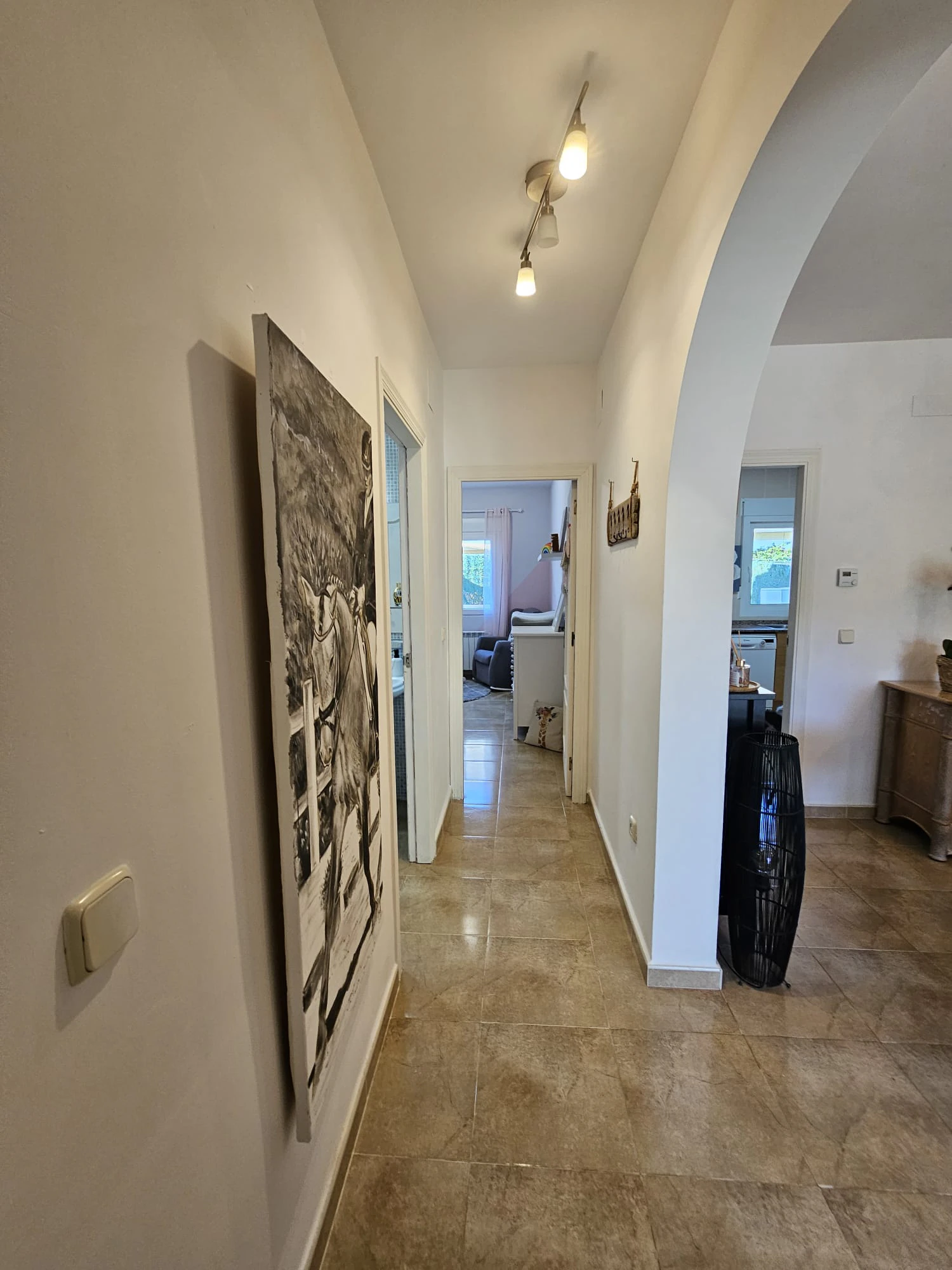 Casa adosada en venta en Benitachell con 2 dormitorios y piscina comunitaria.