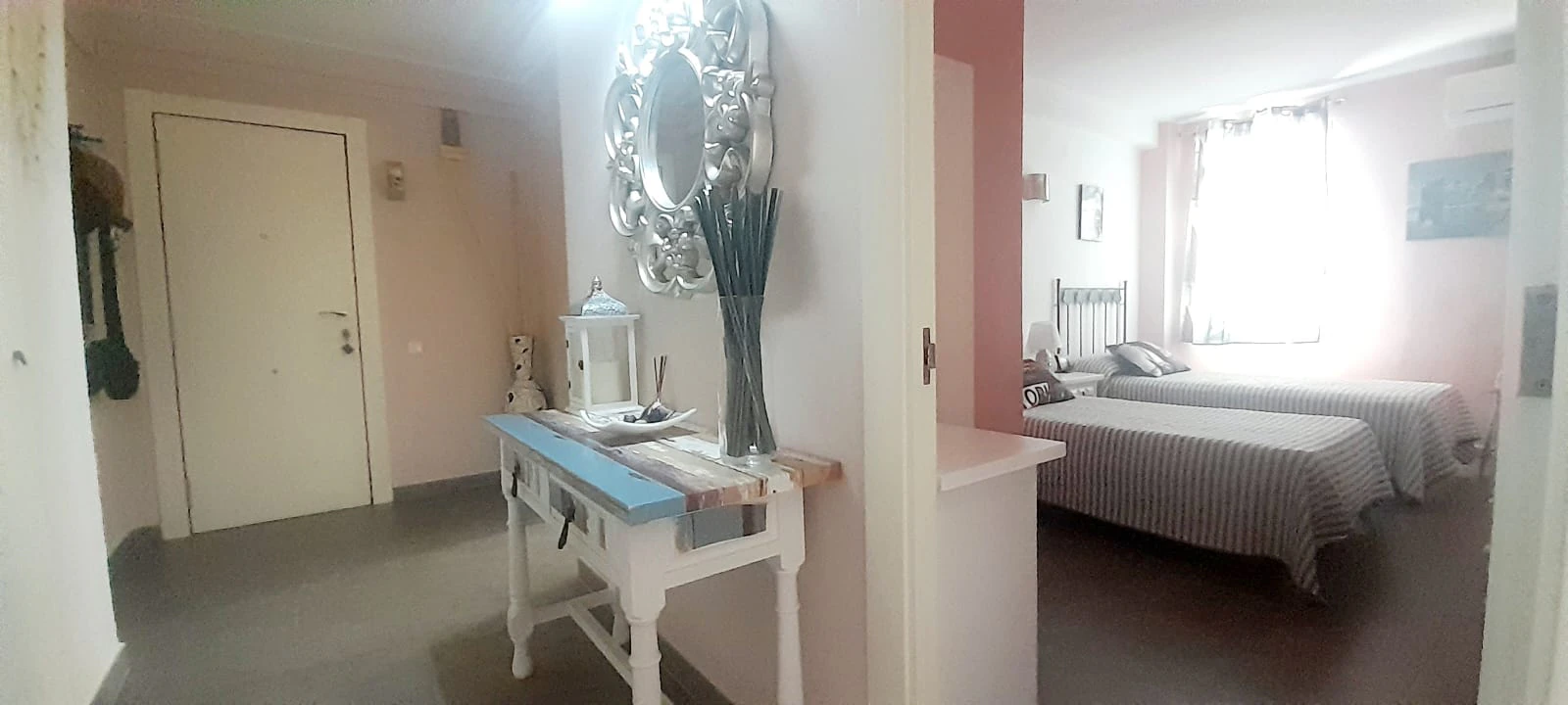 Opgeknapt appartement te koop met 2 slaapkamers en gemeenschappelijk zwembad in Jávea, Alicante