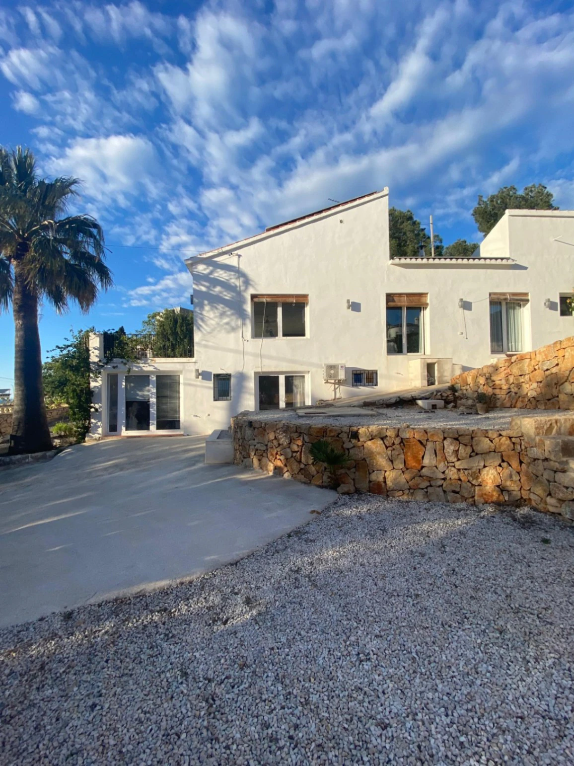 Villa Ibicenca con vistas panorámicas al Mar y a la Montaña en Dénia