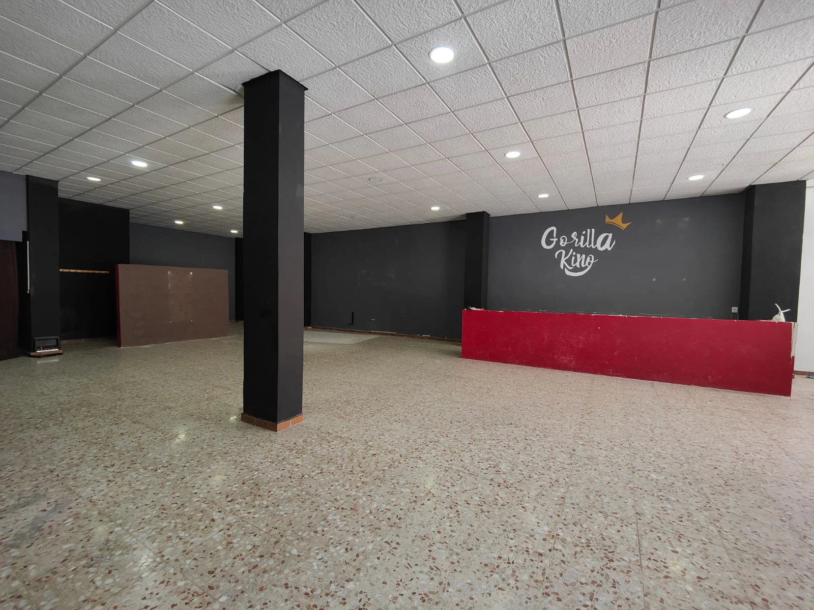 Espacioso Local Comercial - Teulada