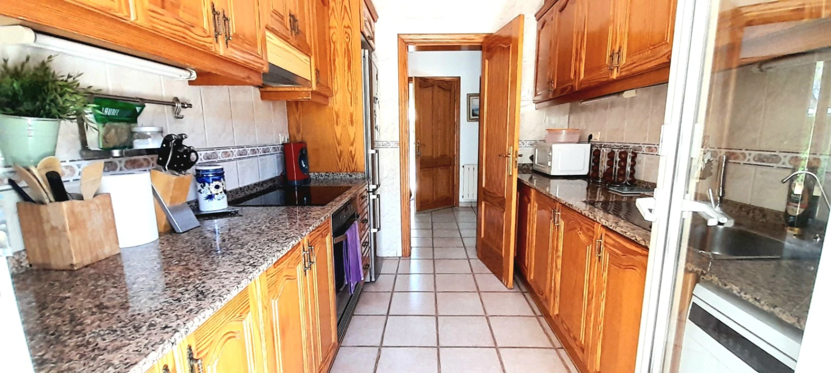 Chalet amplio y tradicional - Denia