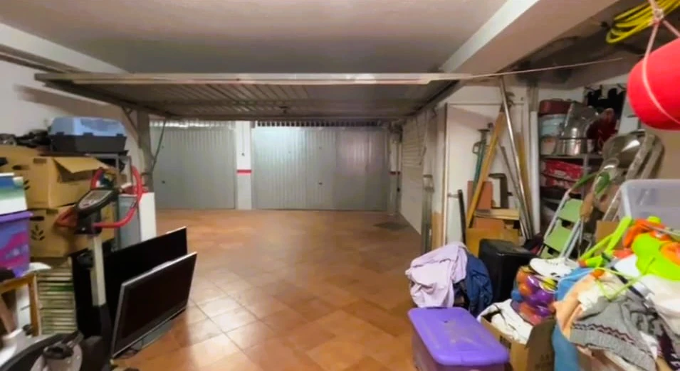 Charmante geschakelde woning met privé garage en een groot terras in het hart van Alcalalí.