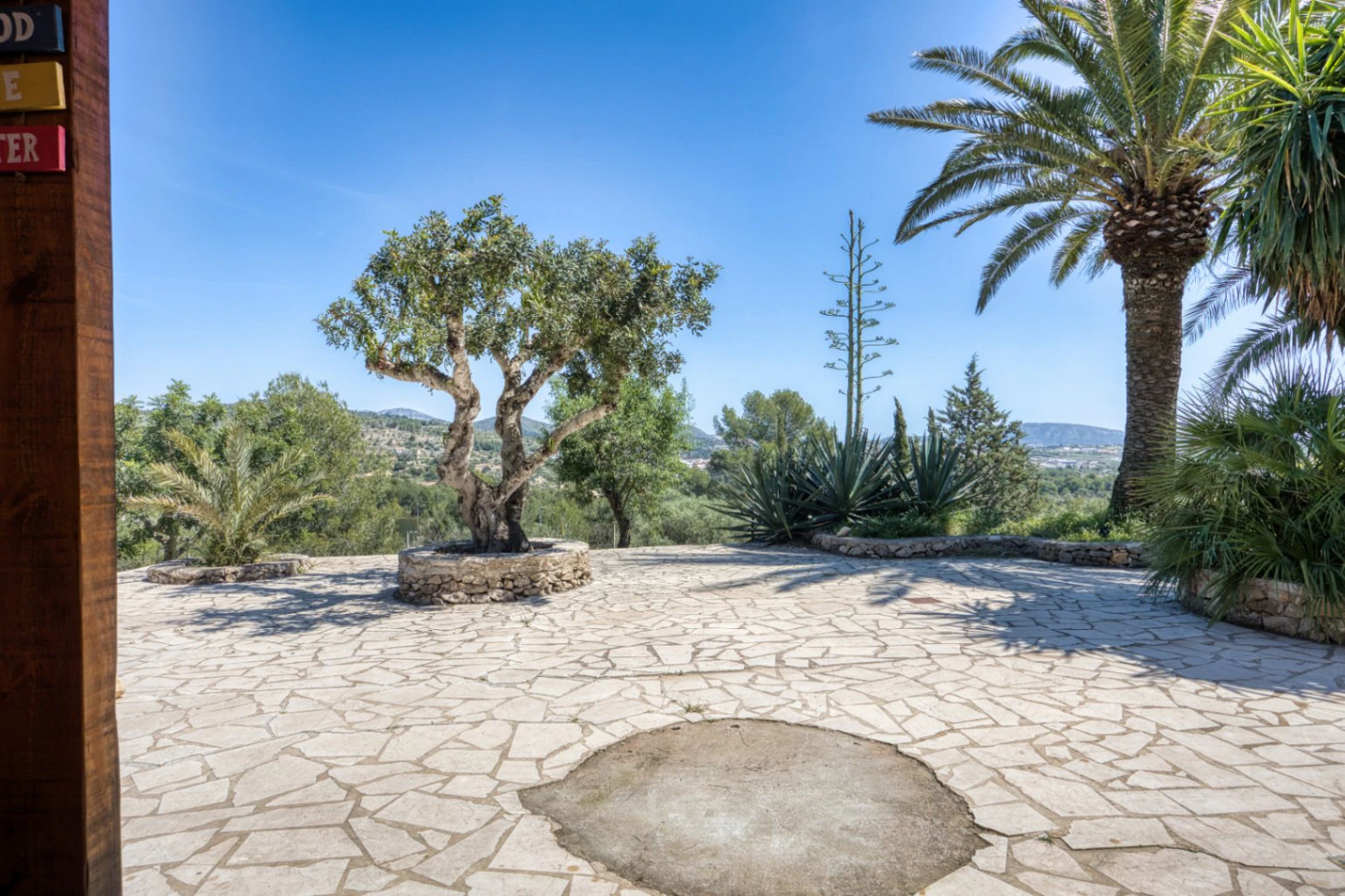 Luxury Countryside Villa for Sale in Benissa with Sea Views, Guest Apartment  4,000m² Plot