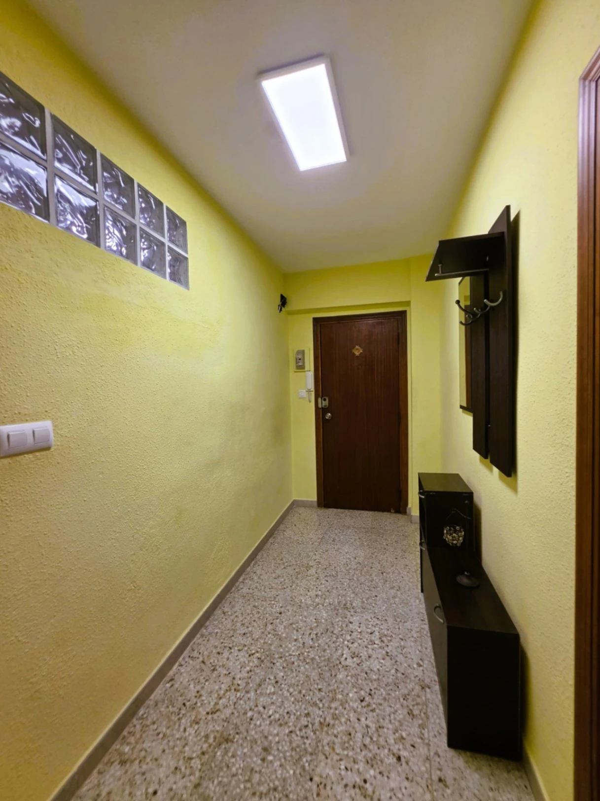Amplio apartamento de 4 habitaciones en venta - Jalón