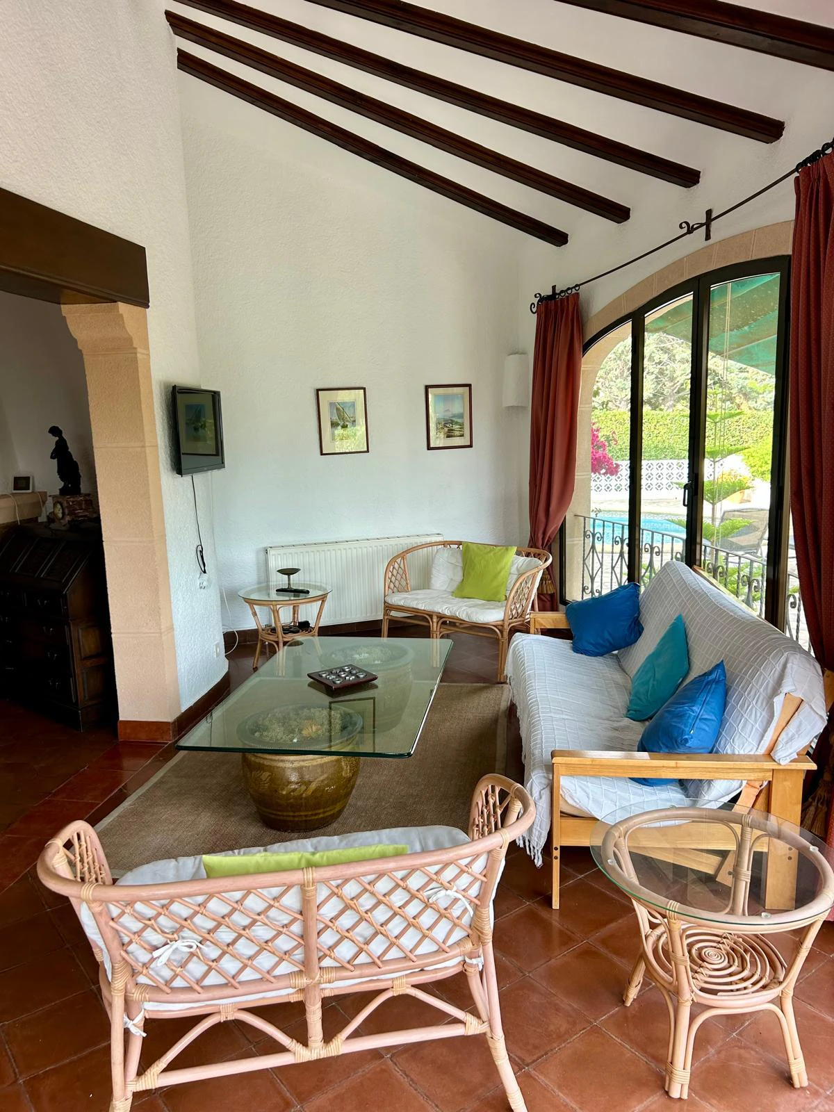 Villa mediterránea con encanto y vistas abiertas al Montgó – Jávea