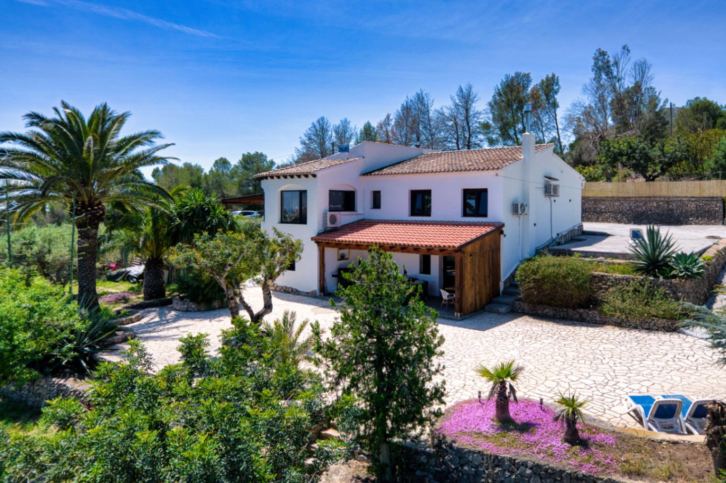 Luxury Countryside Villa for Sale in Benissa with Sea Views, Guest Apartment  4,000m² Plot