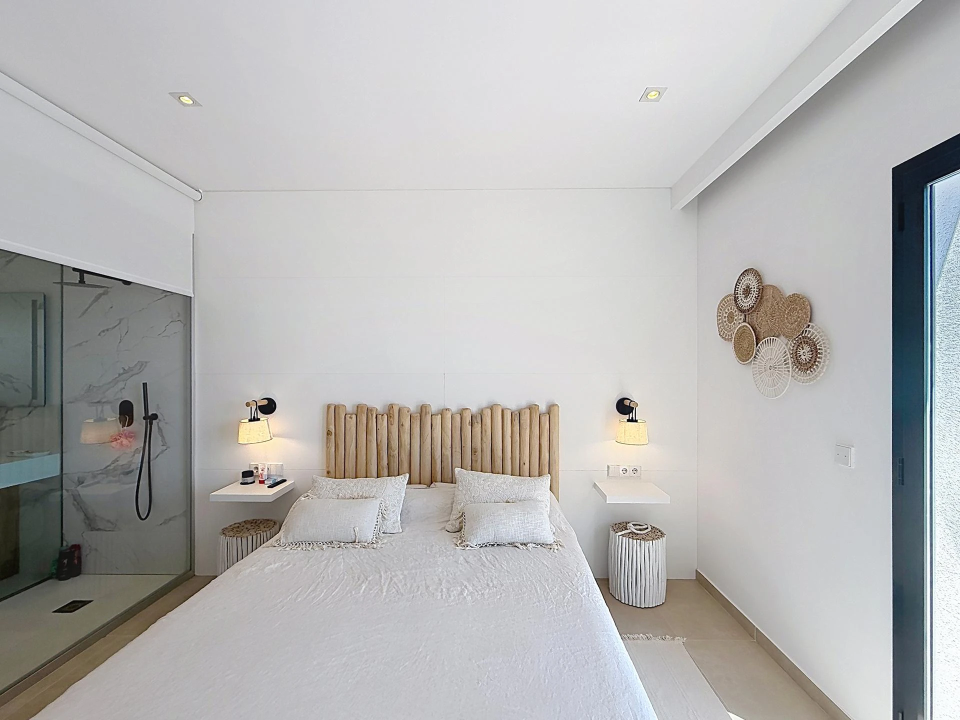 Villa contemporánea con vistas al mar y piscina desbordante privada en Residencial Magnolias, Cumbre del Sol