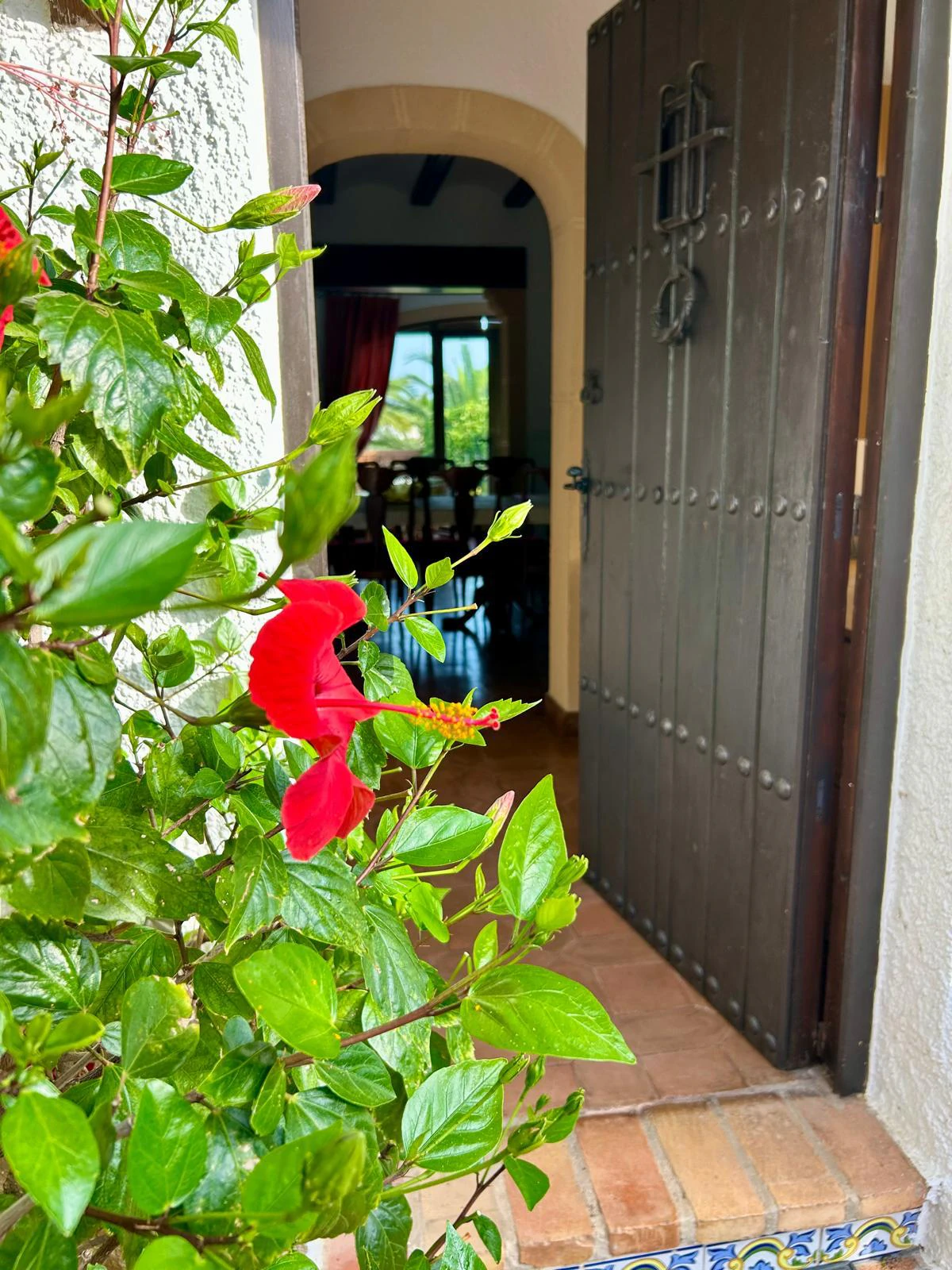 Villa mediterránea con encanto y vistas abiertas al Montgó – Jávea