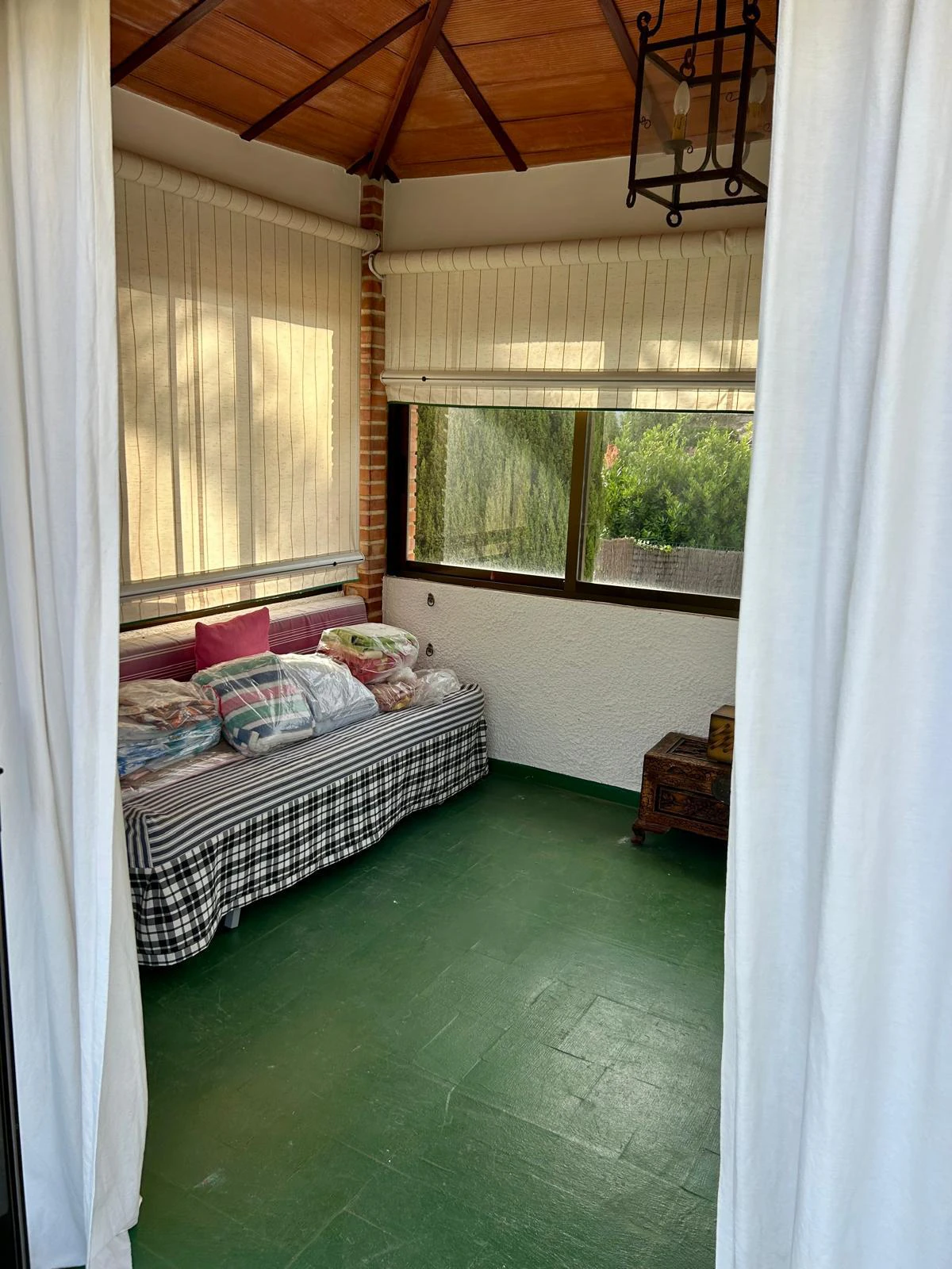Villa mediterránea con encanto y vistas abiertas al Montgó – Jávea