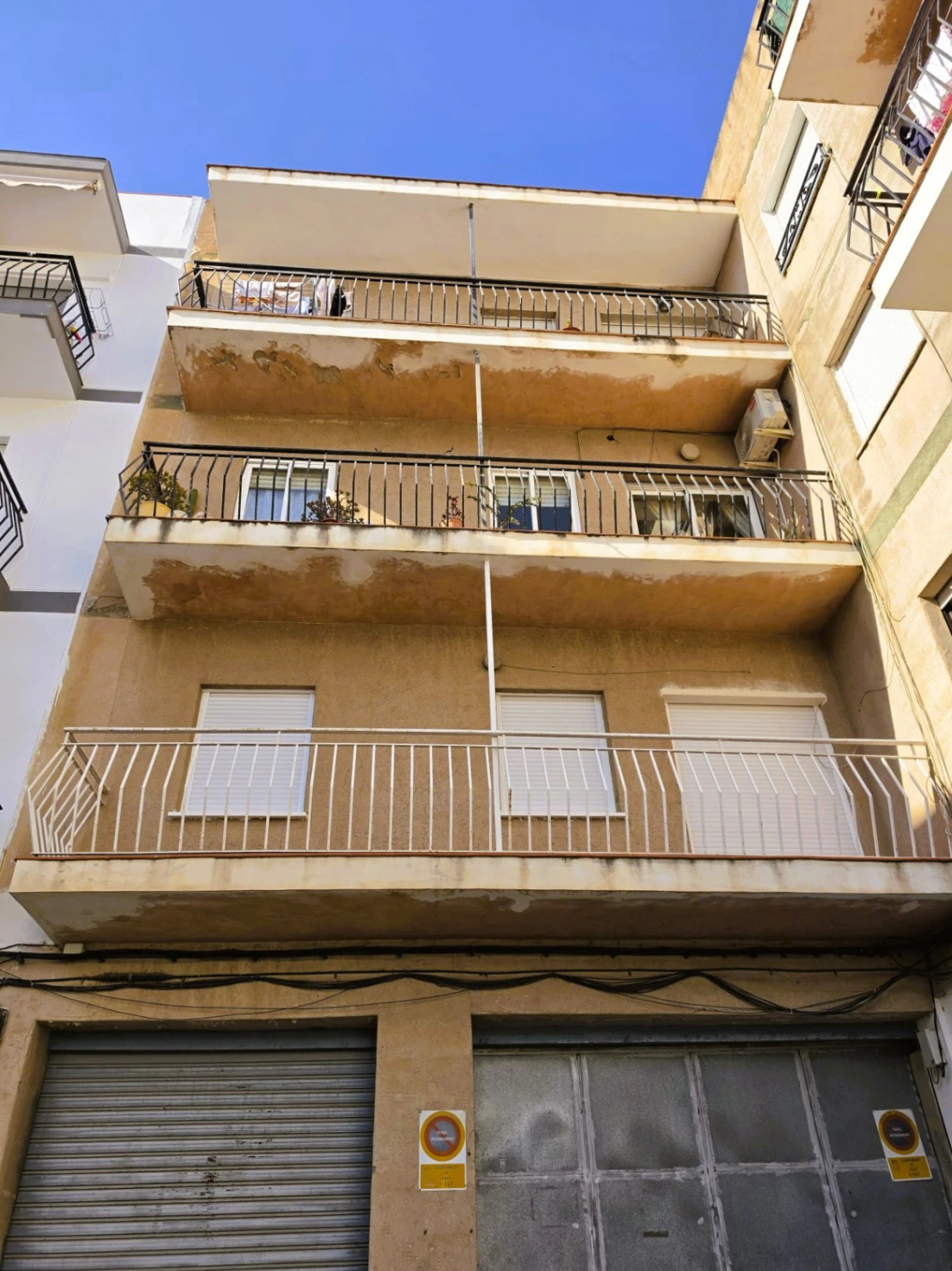 Amplio apartamento de 4 habitaciones en venta - Jalón