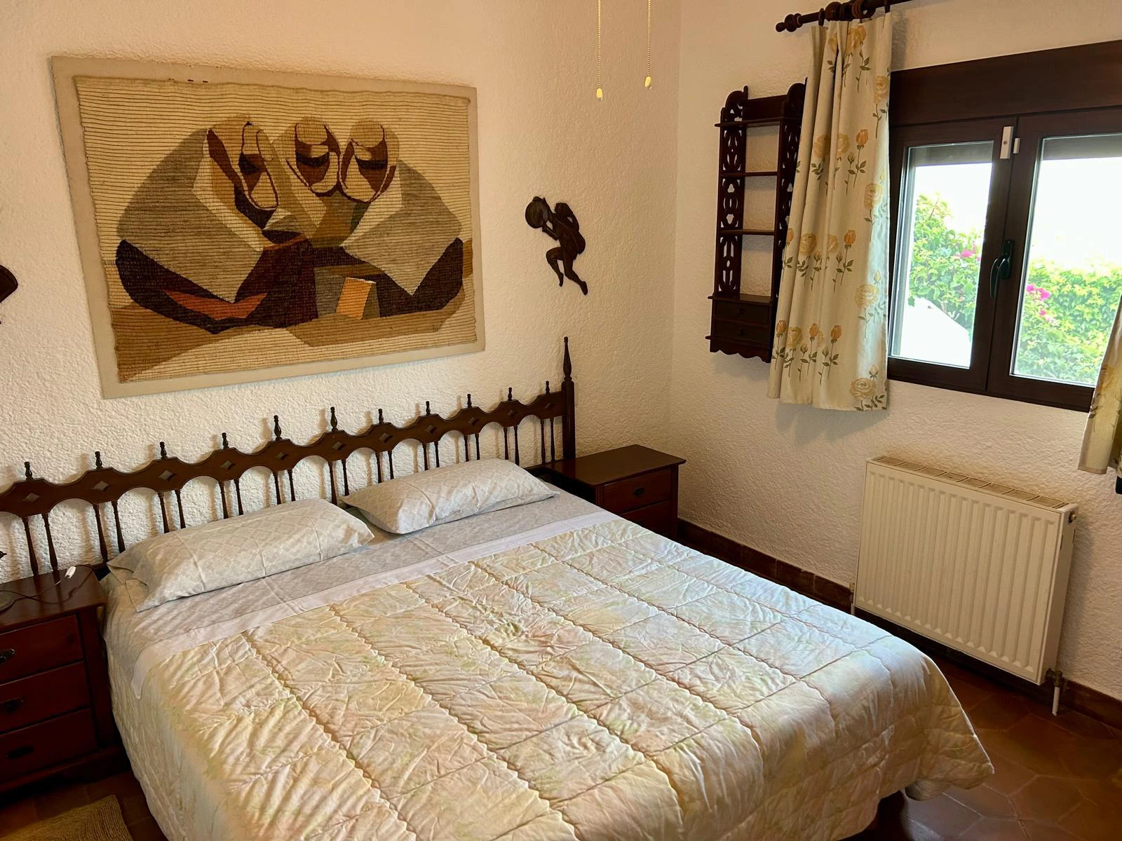 Villa mediterránea con encanto y vistas abiertas al Montgó – Jávea