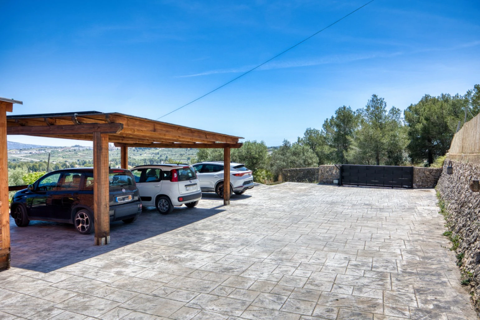 Luxury Countryside Villa for Sale in Benissa with Sea Views, Guest Apartment  4,000m² Plot