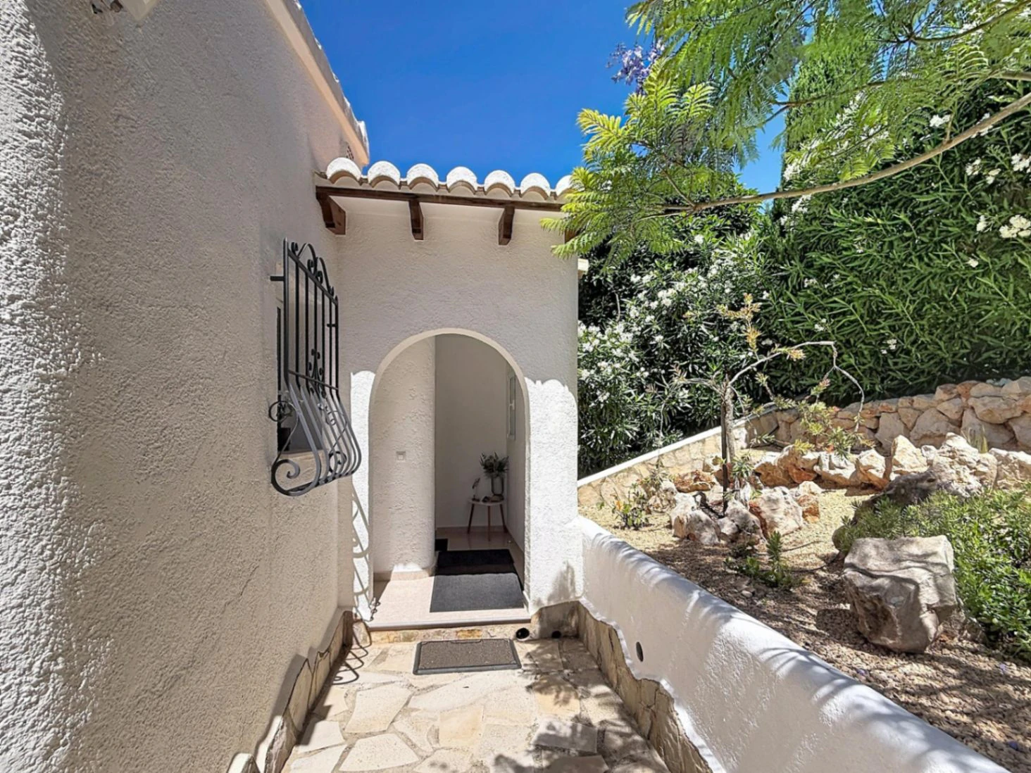 Villa independiente con vistas al mar y piscina climatizada Kalmias Cumbre del Sol Costa Blanca Norte
