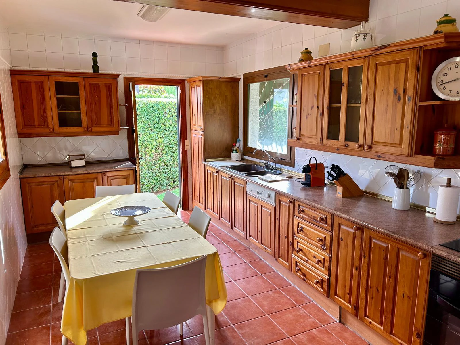 Villa mediterránea con encanto y vistas abiertas al Montgó – Jávea