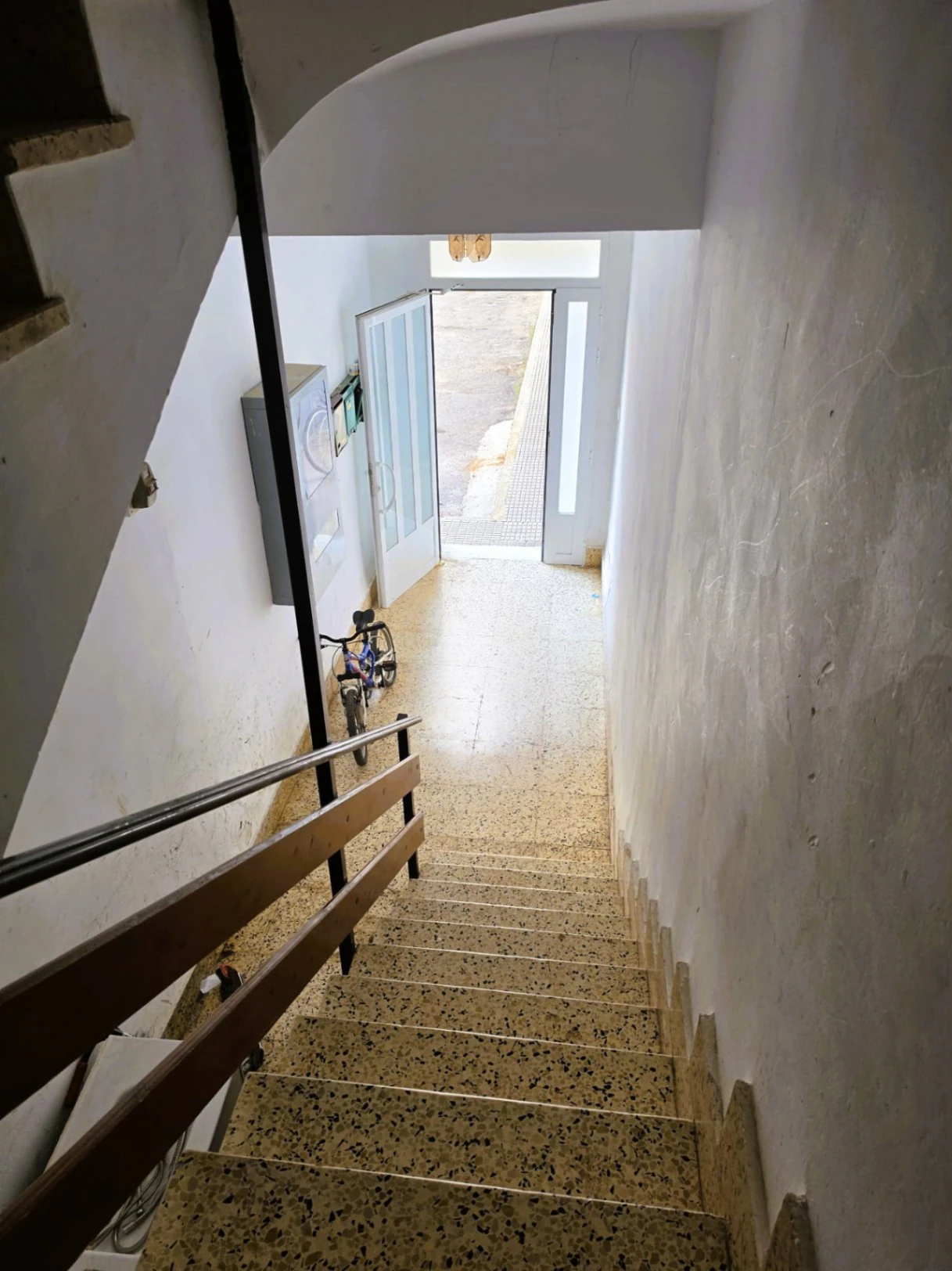 Amplio apartamento de 4 habitaciones en venta - Jalón