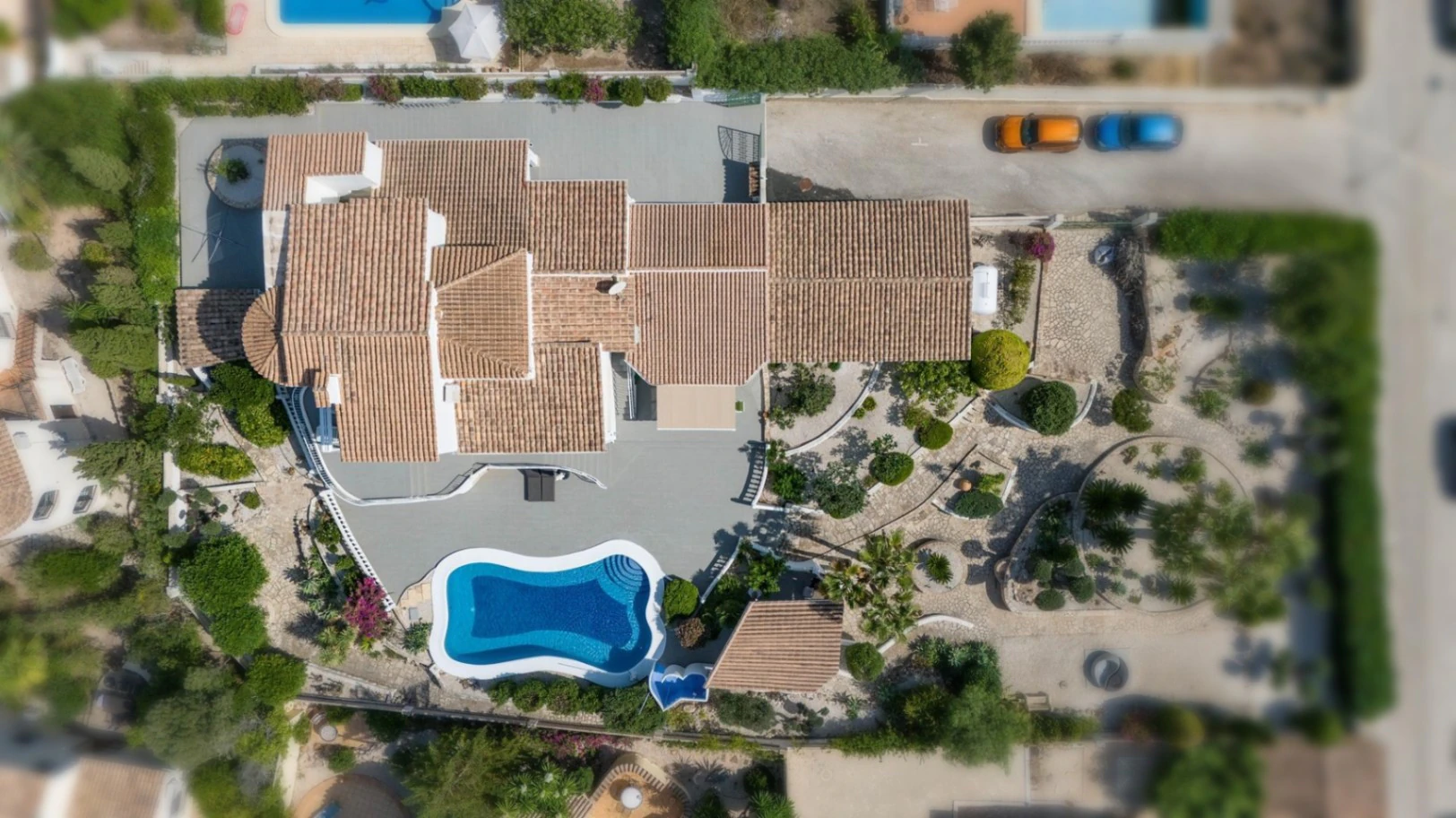 Cumbre del Sol villa renovada con vistas al mar