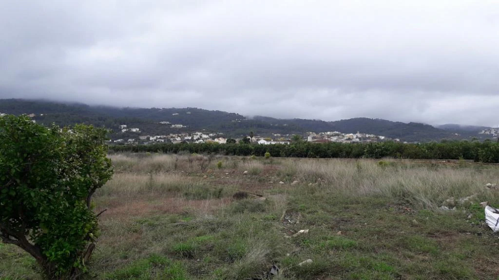 PL17 - Parcela en venta en Benidoleig