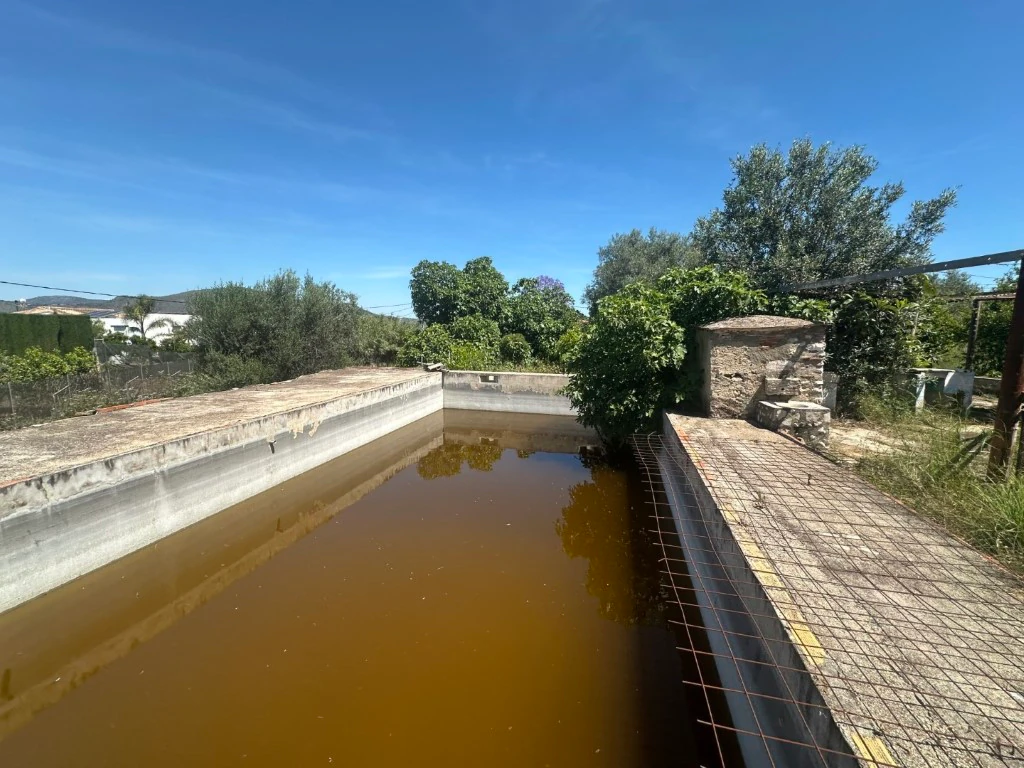 V04 - Casa de campo en venta en Pego.