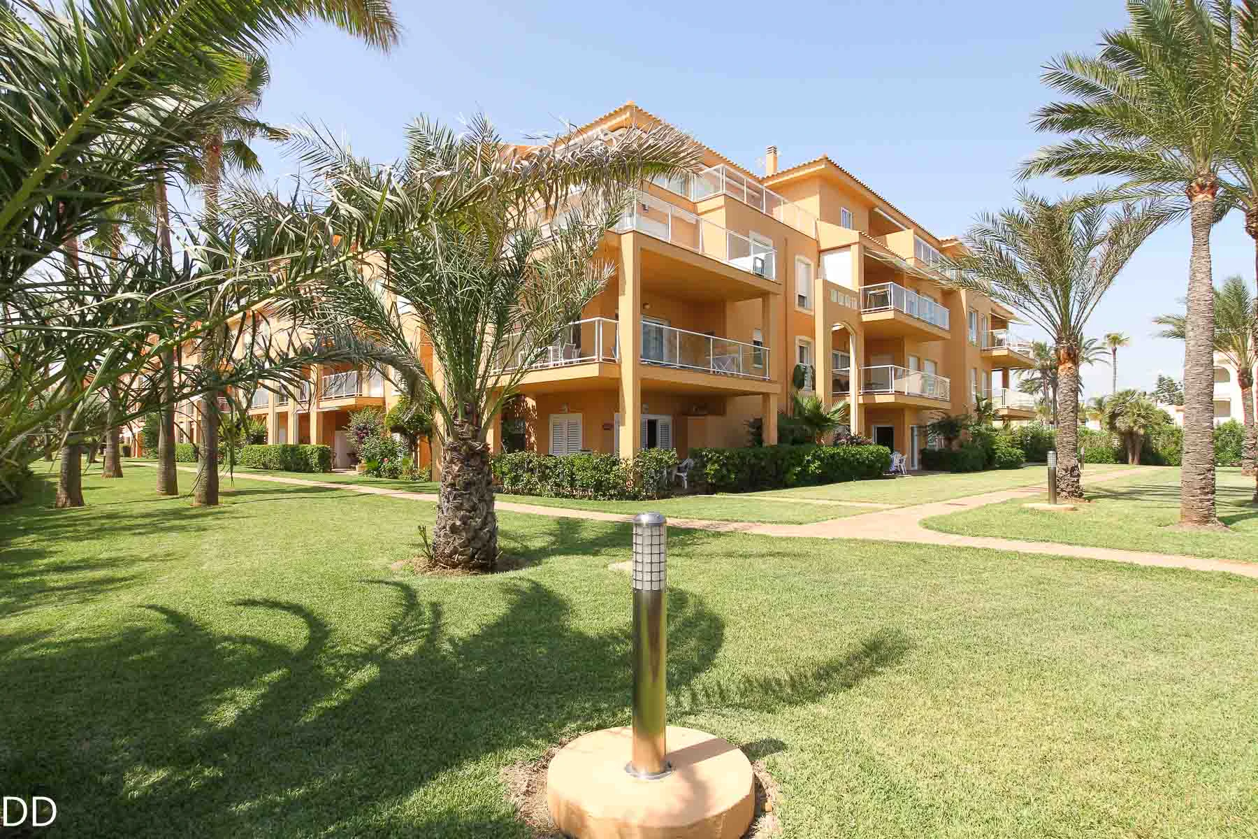 A04 - Apartment for sale on the beachfront in Dénia