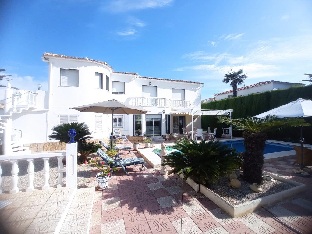 VP43 - Chalet en venta en els Poblets cerca de la playa