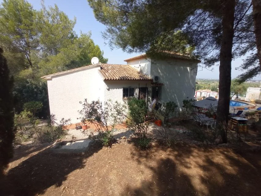 VP8 - Chalet en venta en Pedreguer con vistas