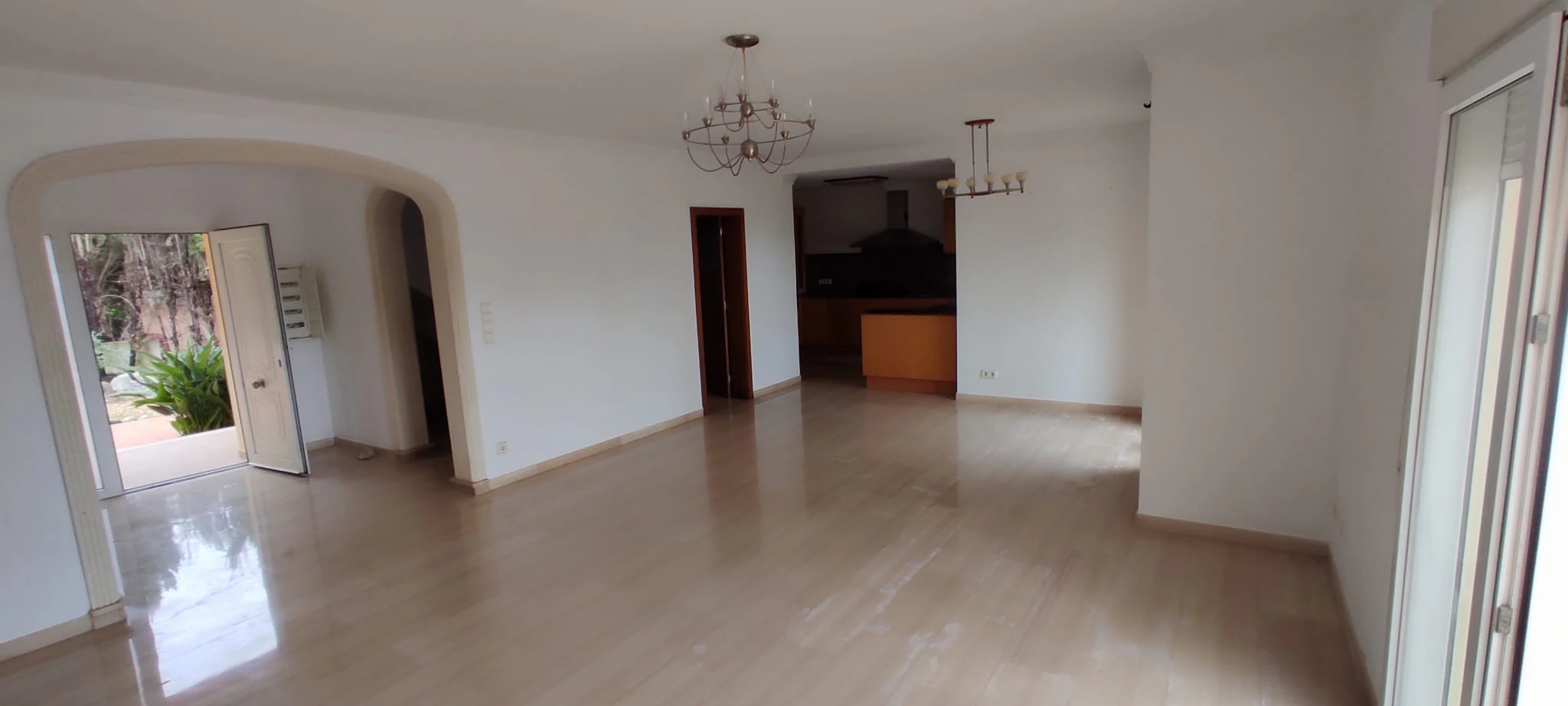 FIC072106 - Gran chalet/villa en venta  muy   amplia  con piscina privada  en Denia