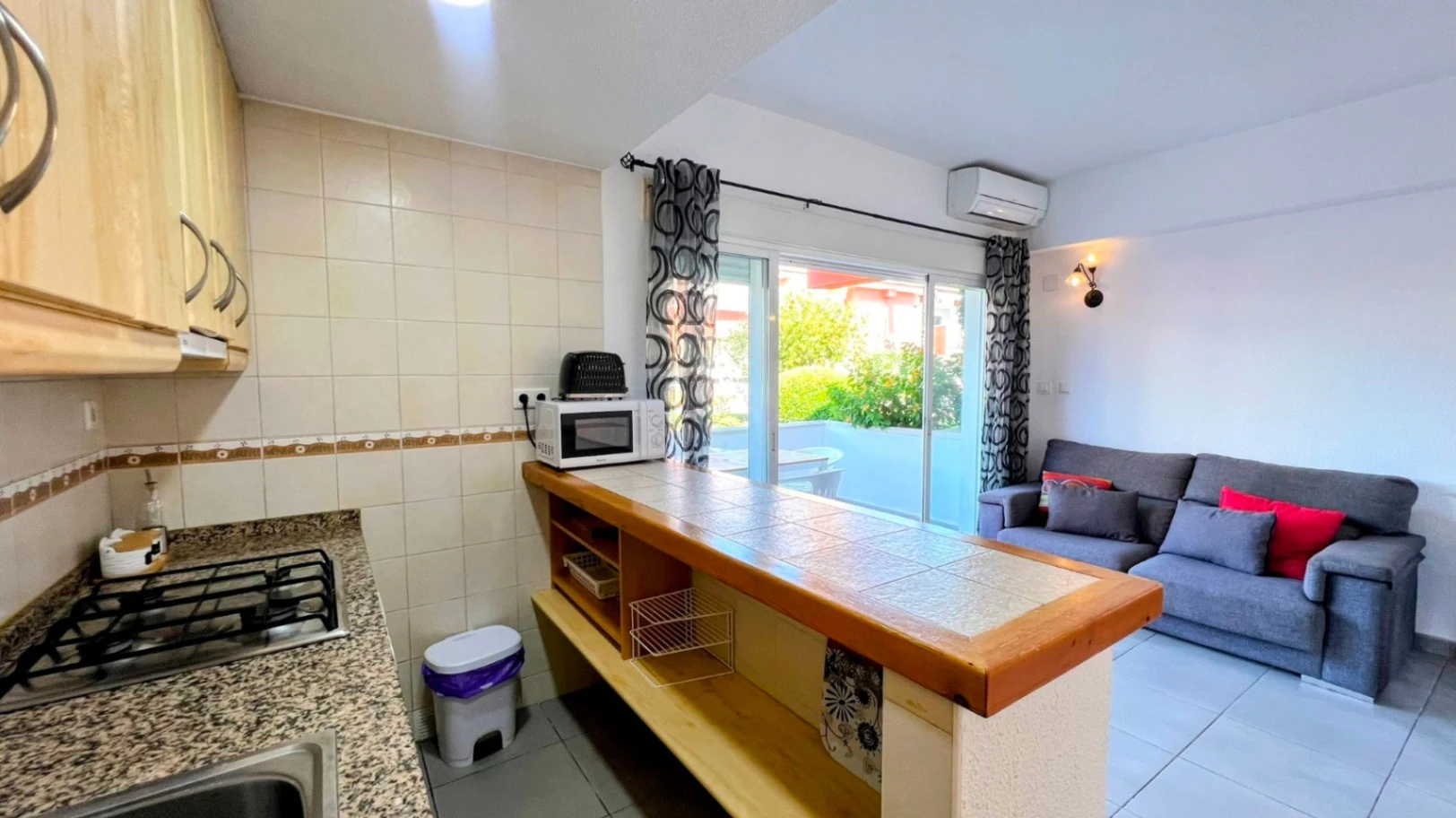 Apartamento amplio en la playa de Denia de 3 dormitorios en venta