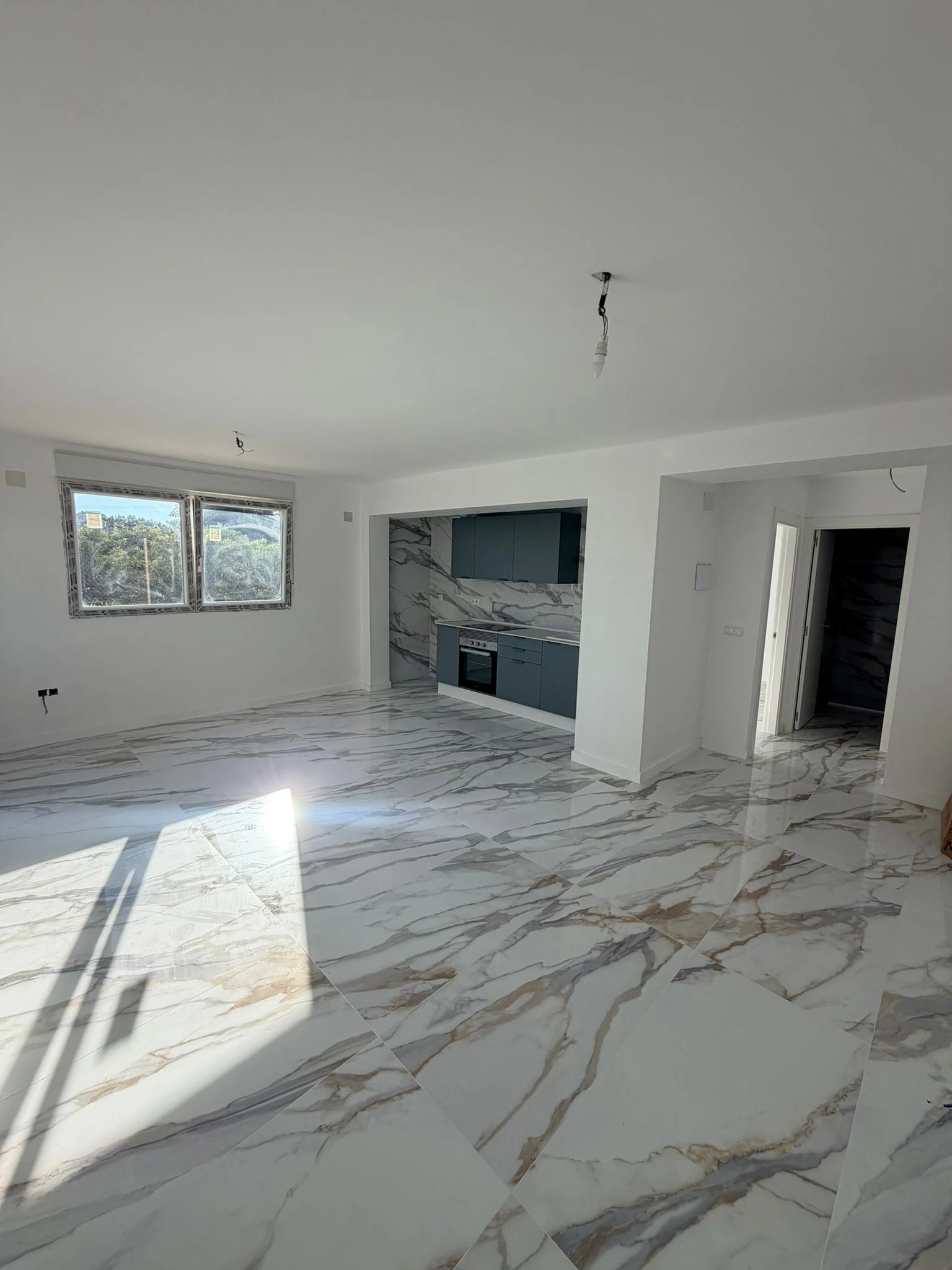 Ground floor apartment for sale in Denia, renovated.