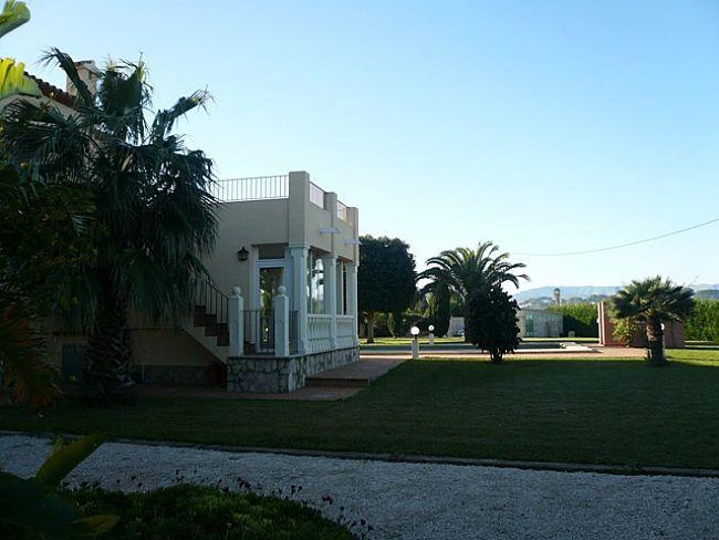 VP118 - Chalet en venta con gran parcela en Las Marinas Denia