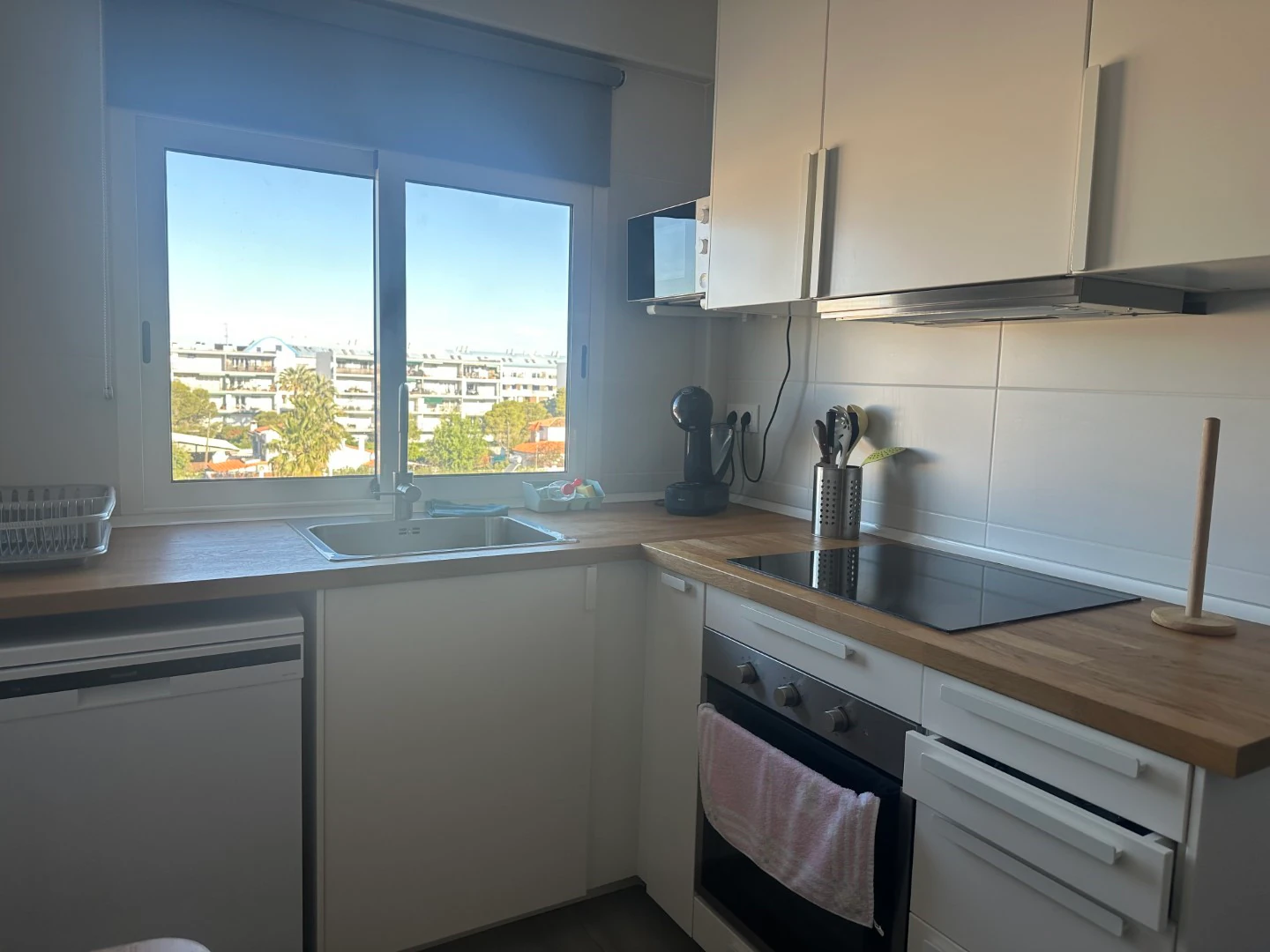 A004 - Apartamento en primera linea de playa con vistas al mar en Denia