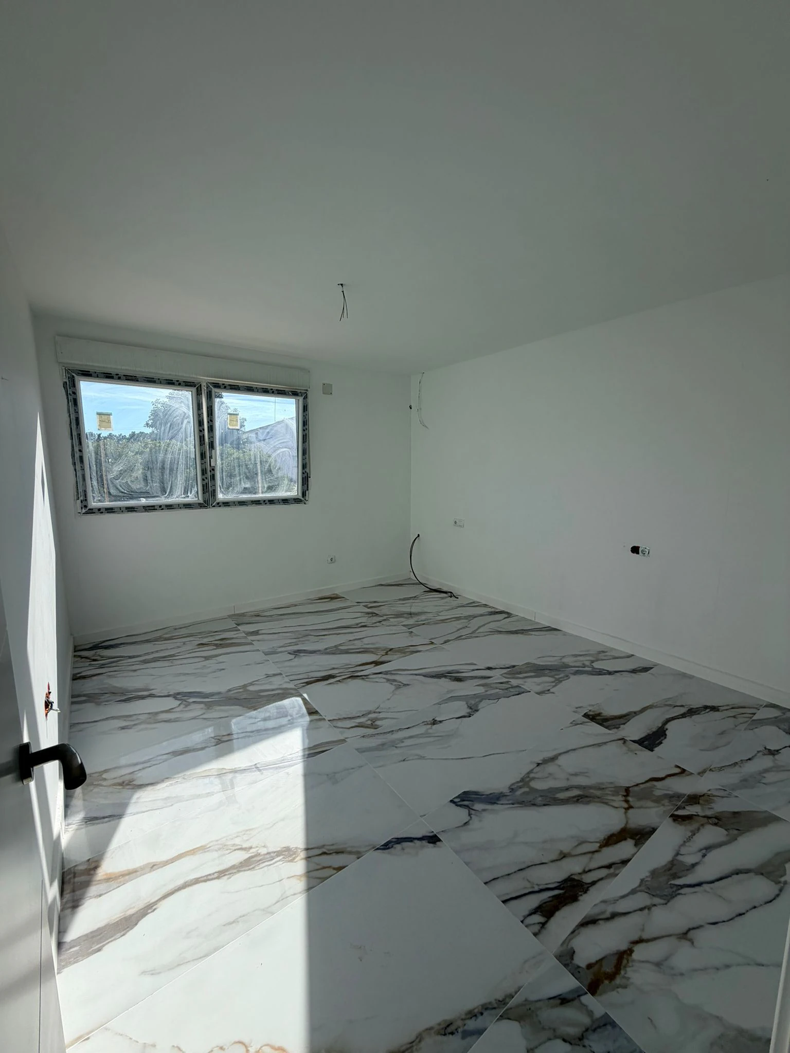 Ground floor apartment for sale in Denia, renovated.