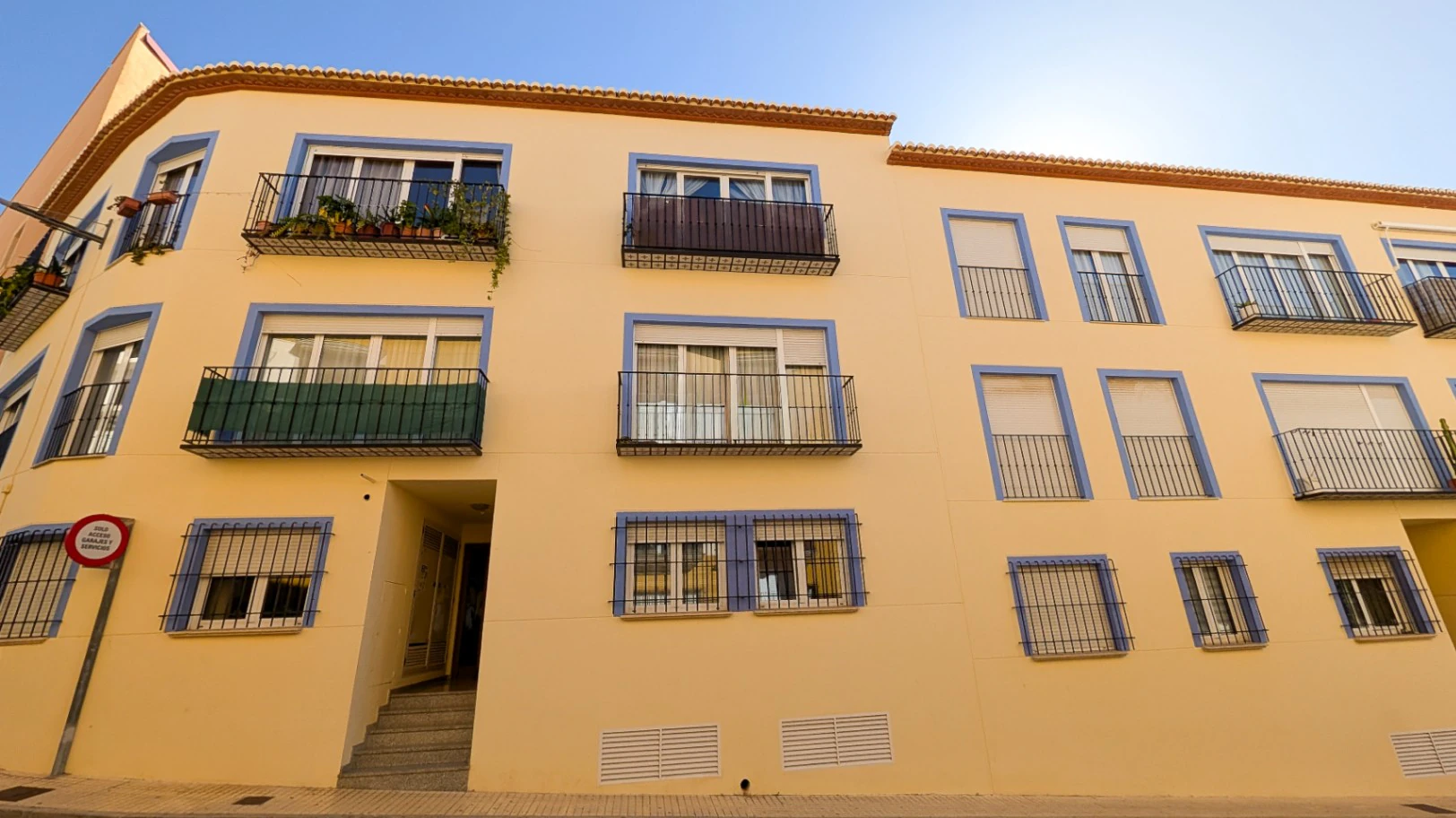 CH-NL244196 - Apartamento en Venta en Benitachell – Amplio Hogar de 3 Dormitorios en el Segundo Piso