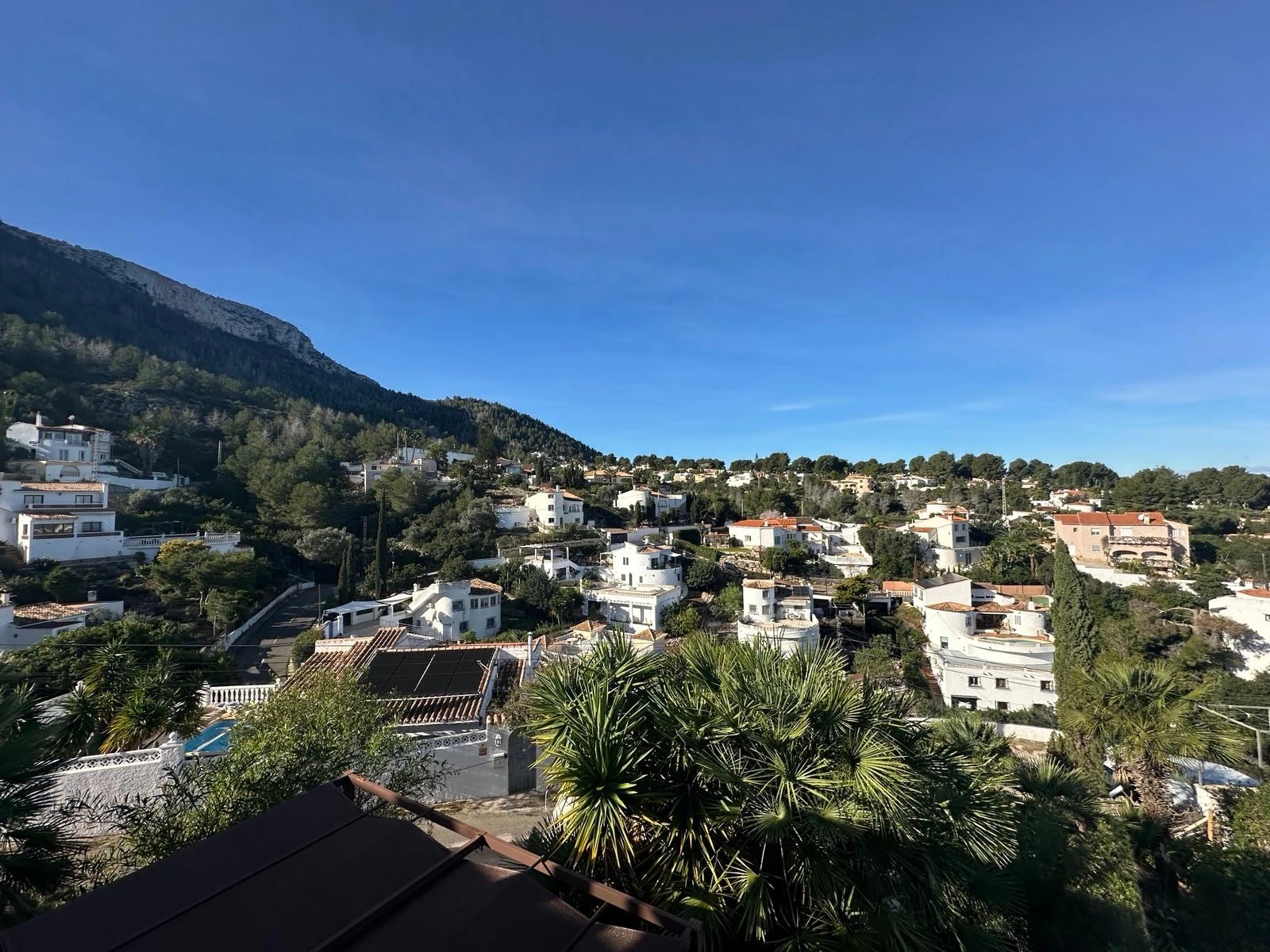 B27 - Adosado en venta en Dénia el Montgo con vistas al mar