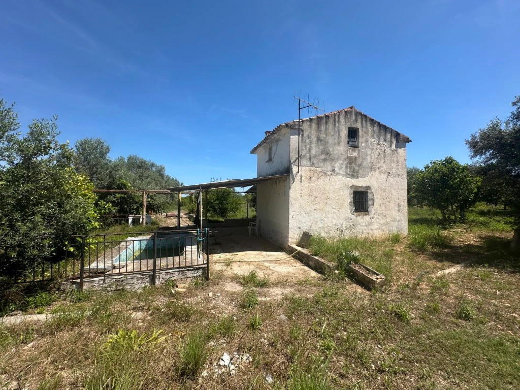 V04 - Casa de campo en venta en Pego.