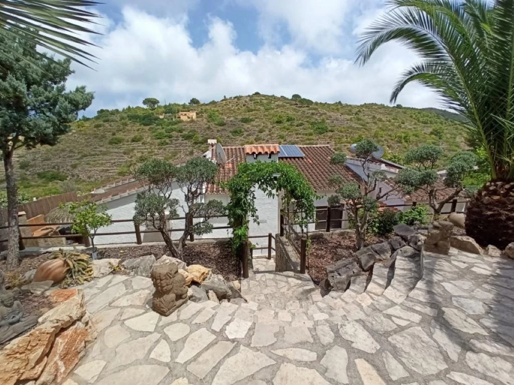 VP65 - Chalets en venta en DENIA