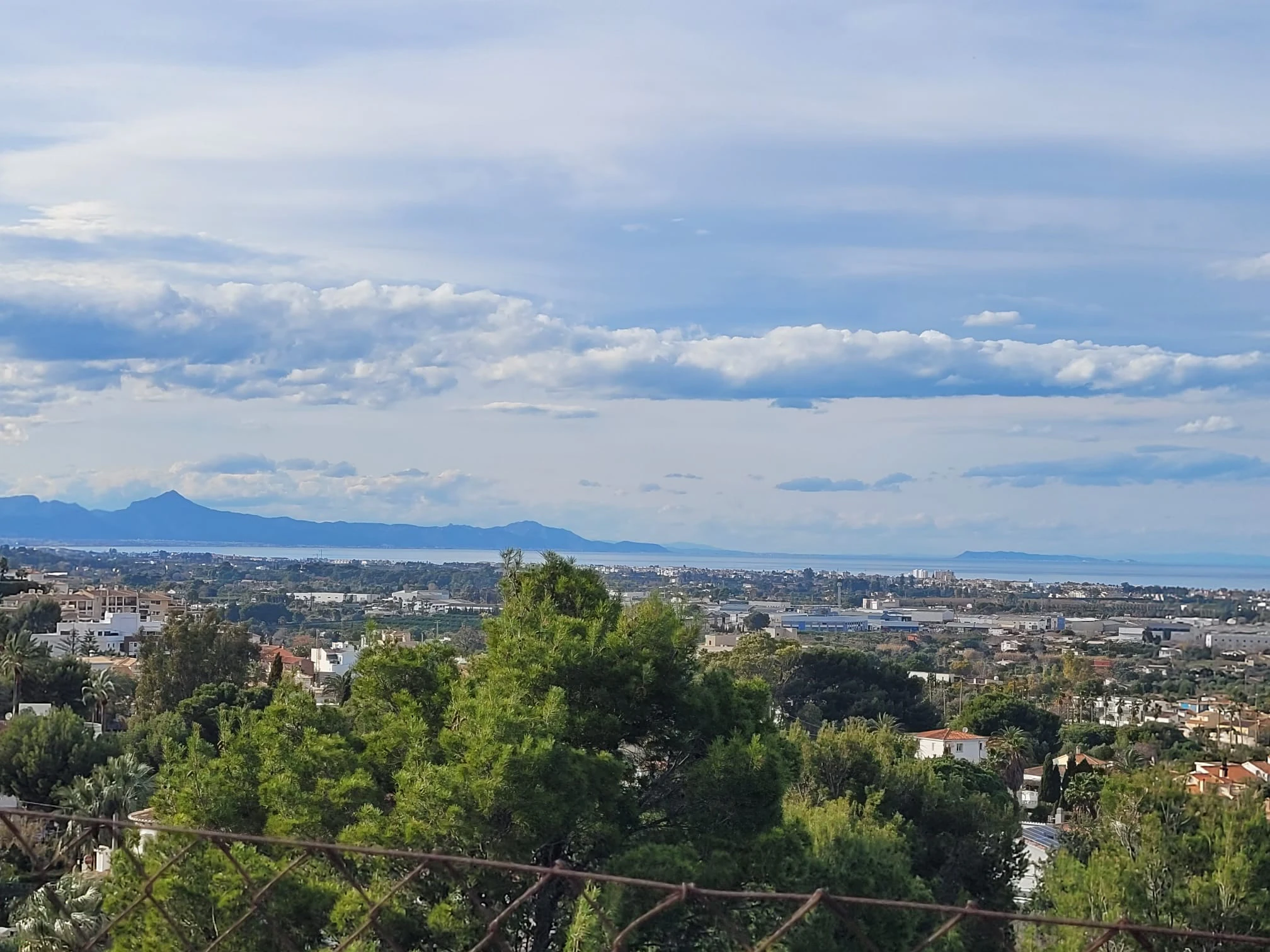 K-BR46552 - Se vende Chalet con parcela en Denia