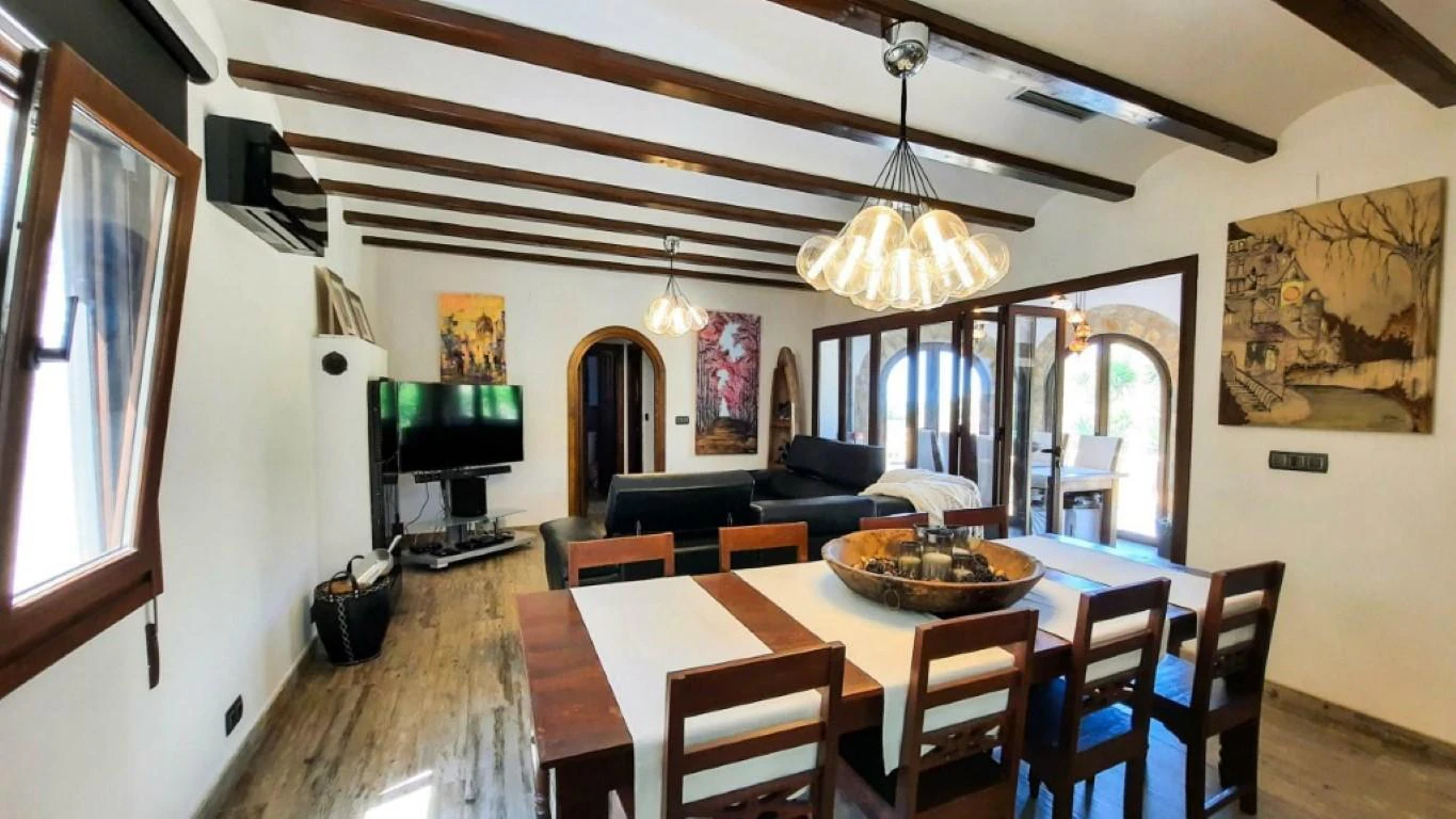 VP65 - Chalets en venta en DENIA