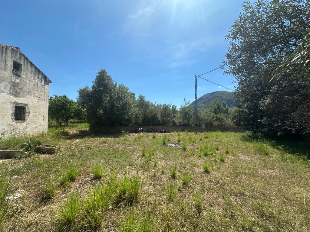 V04 - Casa de campo en venta en Pego.