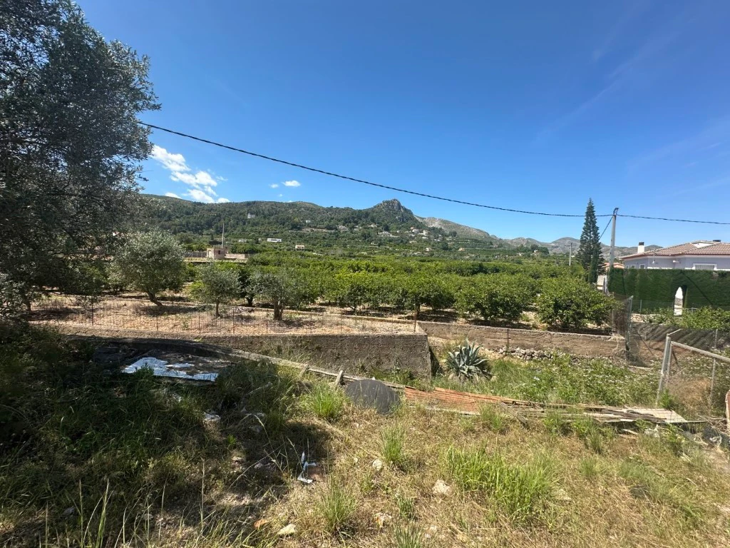V04 - Casa de campo en venta en Pego.