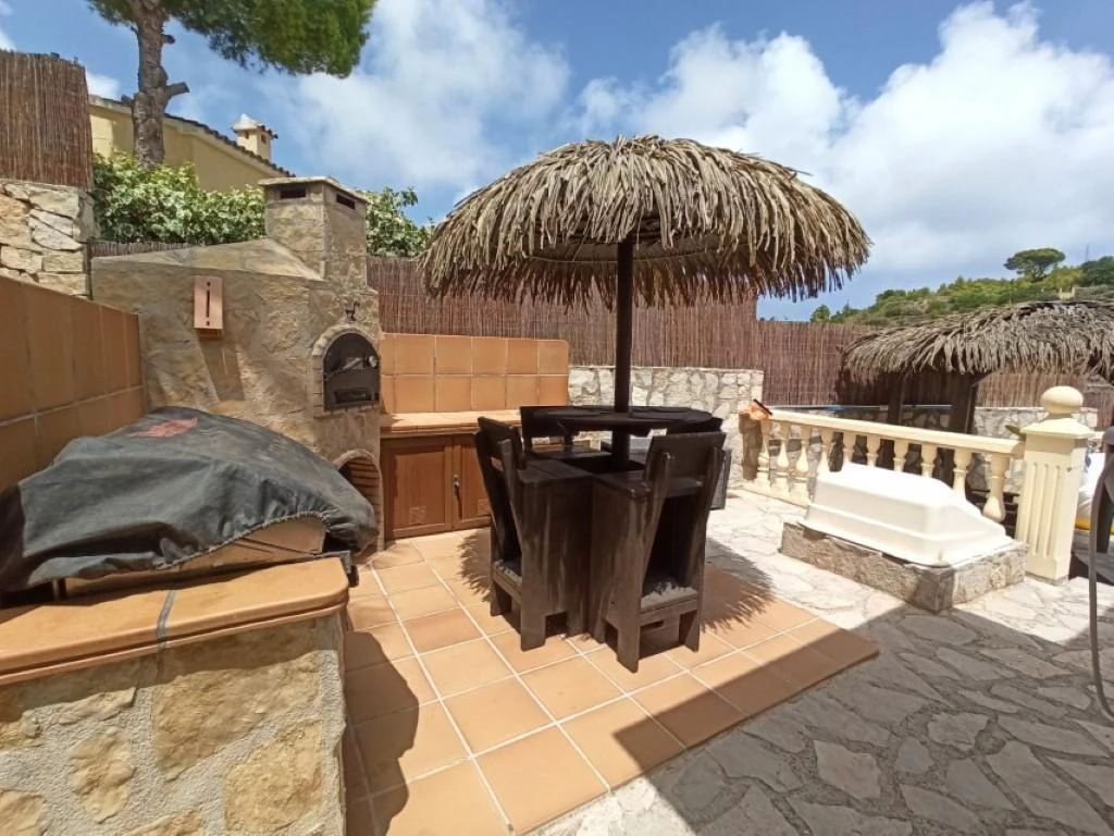 VP65 - Chalets en venta en DENIA