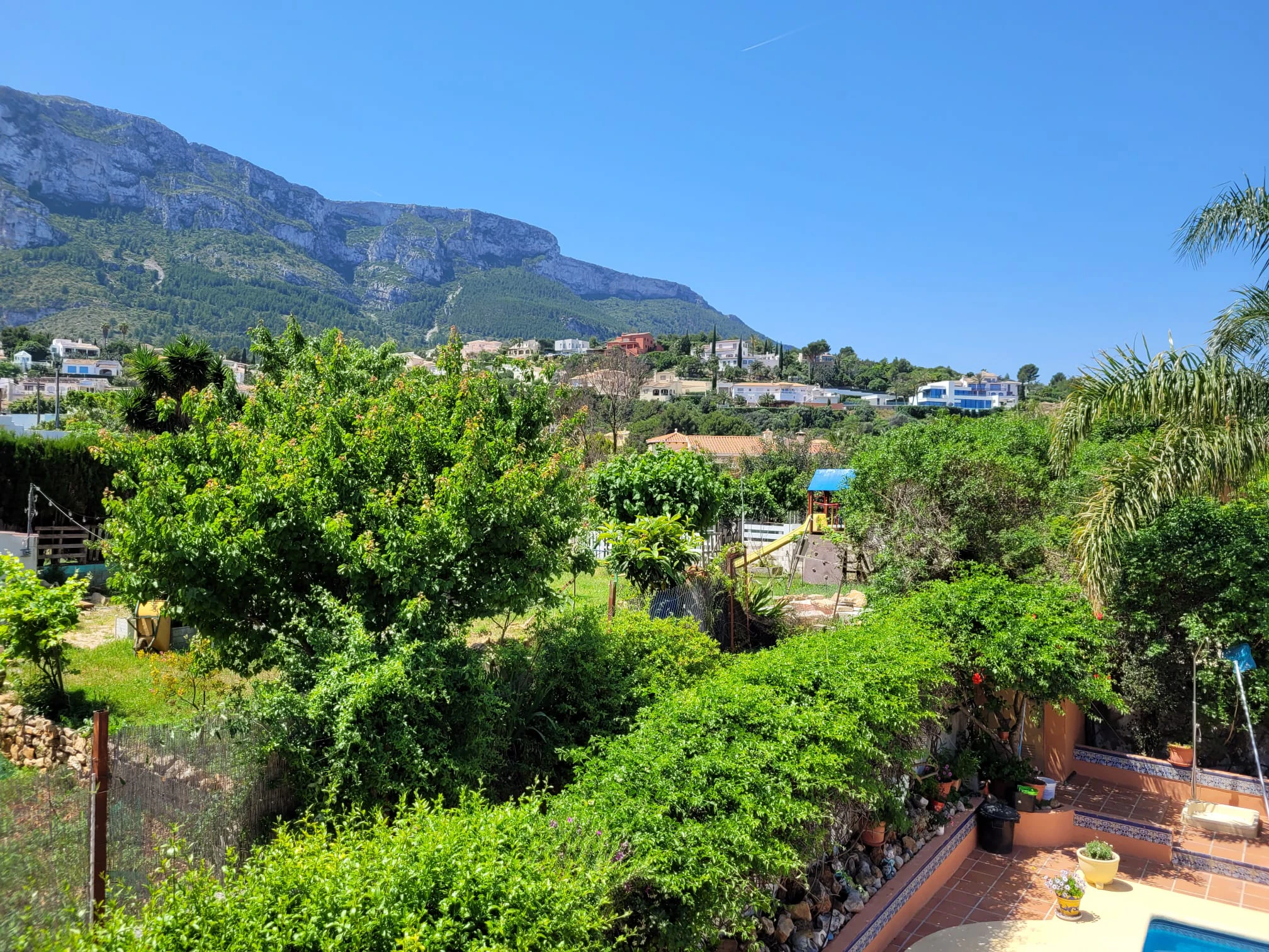 K-BR98486 - Se vende amplio chalet en Denia cerca del centro