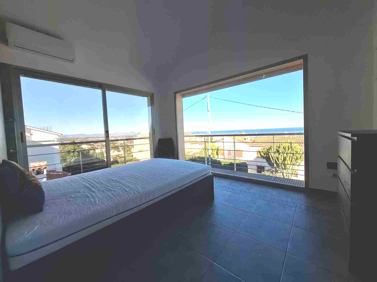 HH-CD209383 - Villa exclusiva SIN BARRERAS y vistas espectaculares en venta en Denia, Montgó