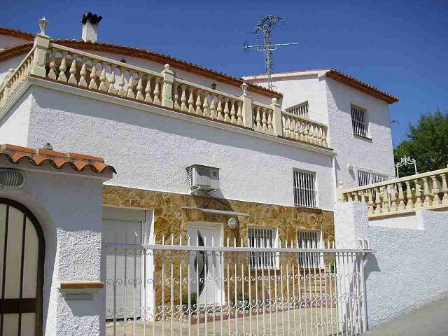 VP45 - Chalets en venta en DENIA con vistas al mar