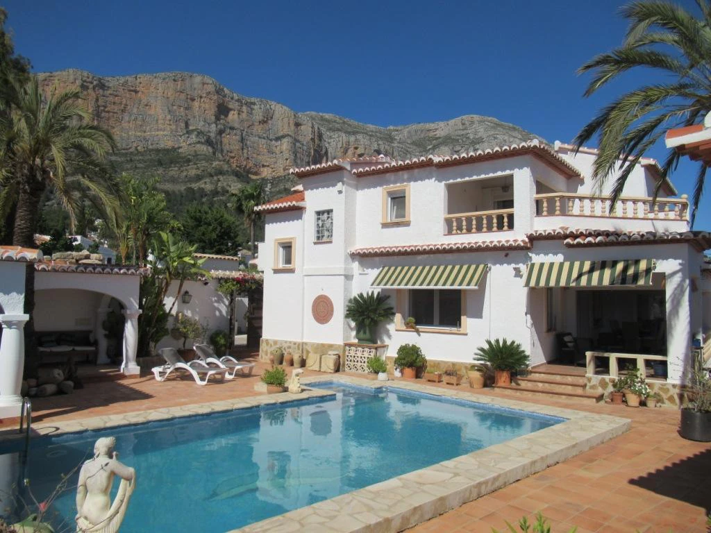 VP58 - Chalets en venta en Jávea