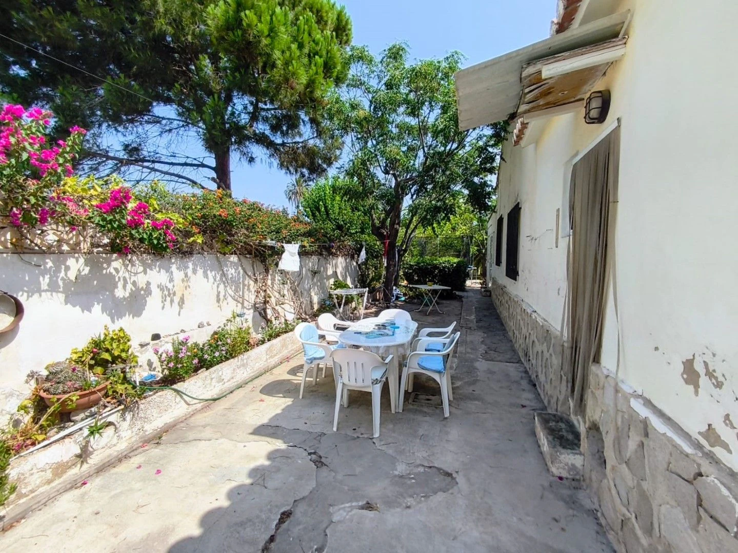Chalet en première ligne de plage à Denia à vendre