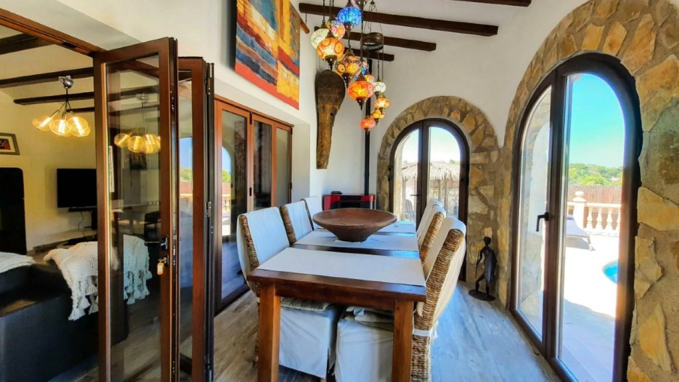 VP65 - Chalets en venta en DENIA