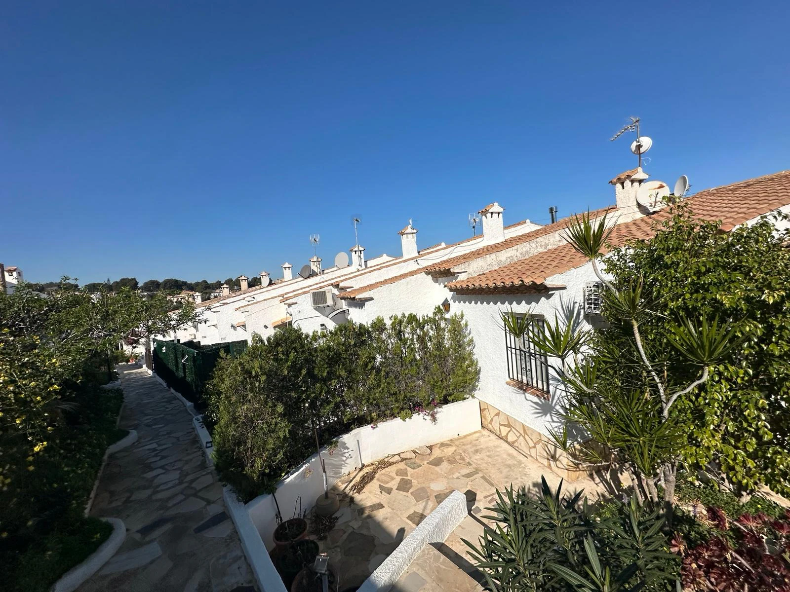 B27 - Adosado en venta en Dénia el Montgo con vistas al mar